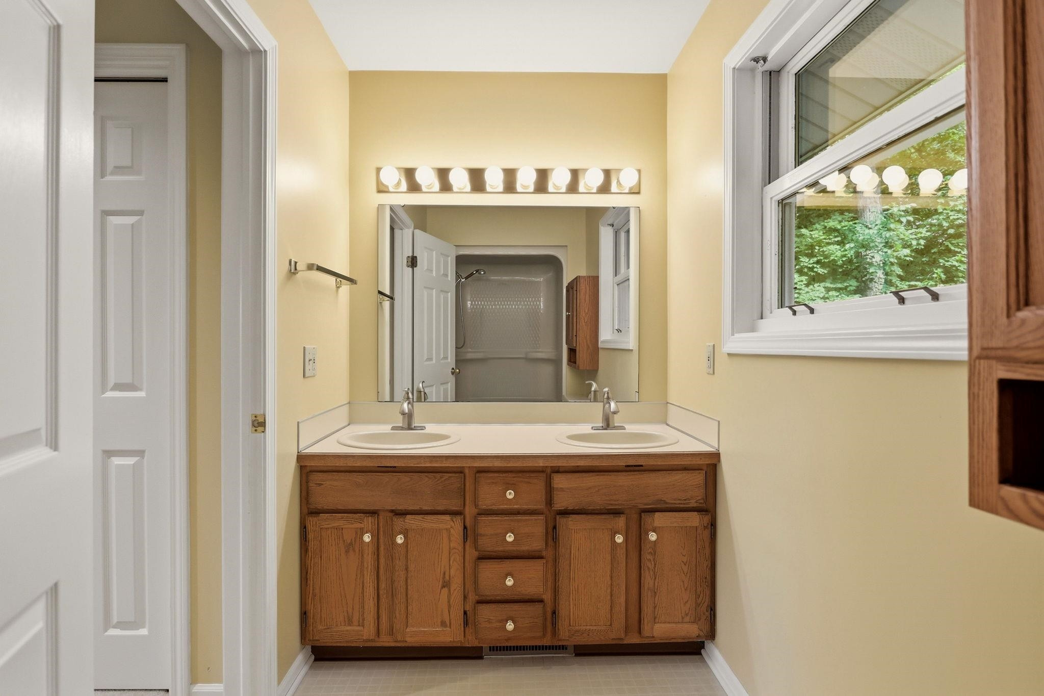 742 Wren Road, Frankenmuth, MI 48734 — Photo 38