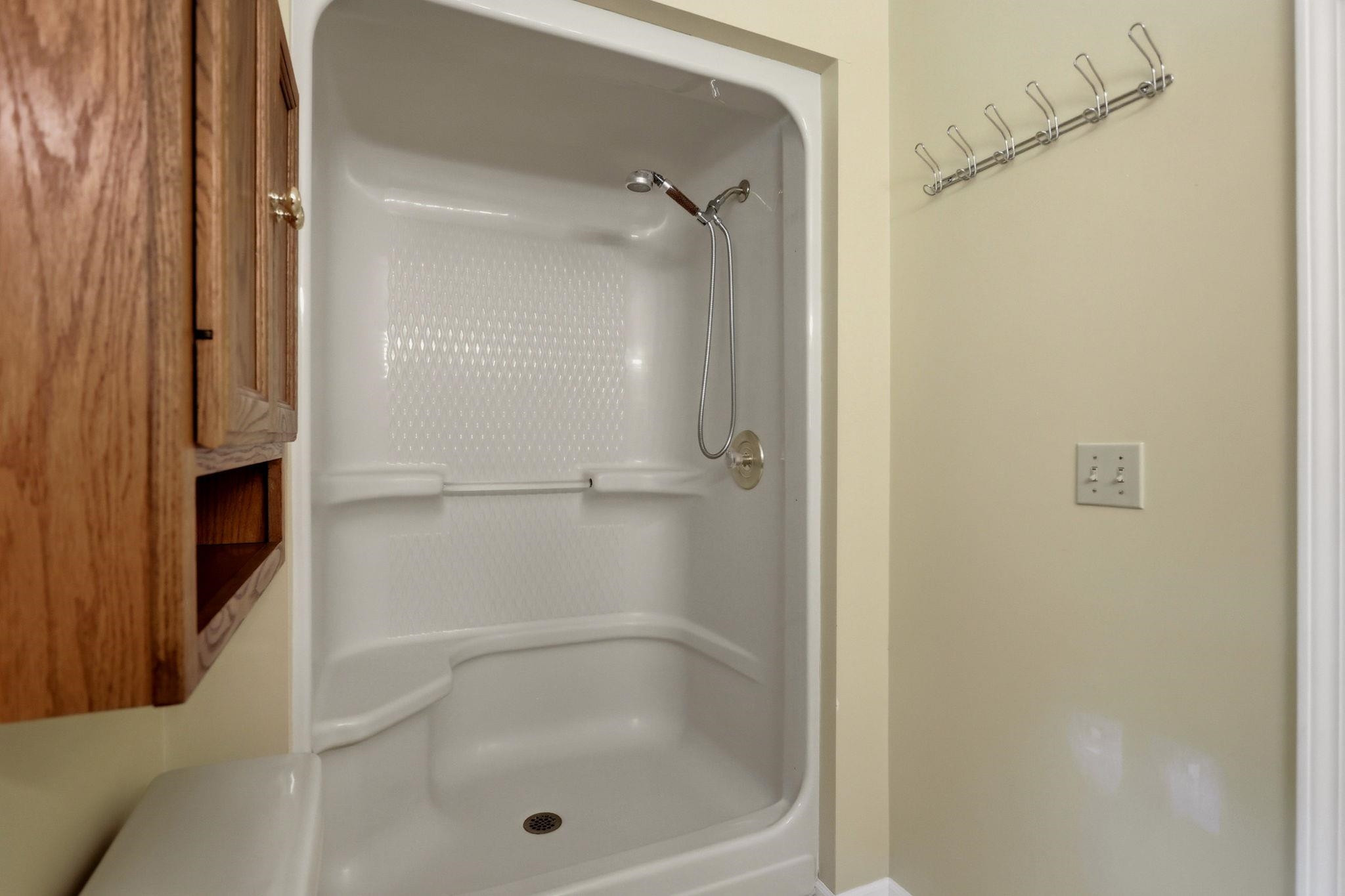 742 Wren Road, Frankenmuth, MI 48734 — Photo 39