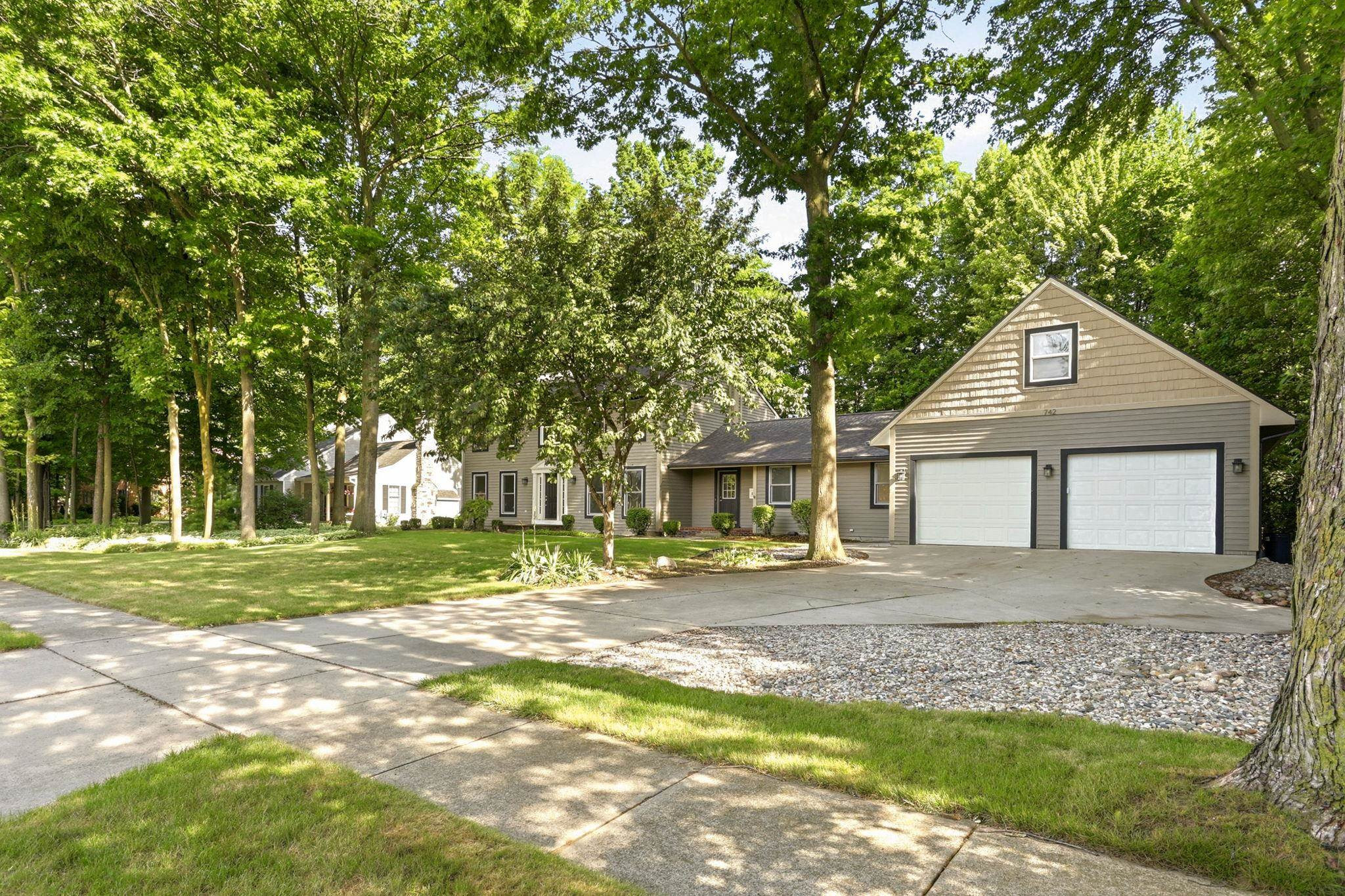 742 Wren Road, Frankenmuth, MI 48734 — Photo 72