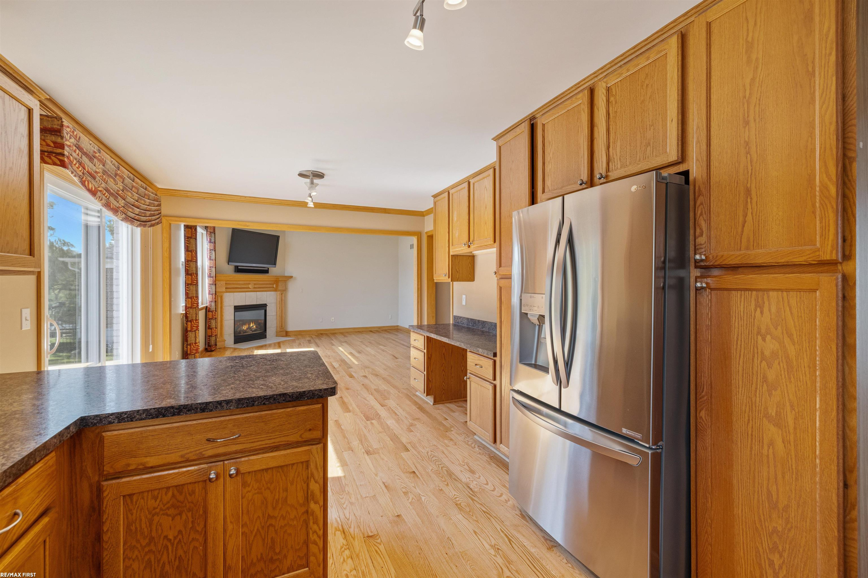 52282 Birch Court, MI 48047 — Photo 12