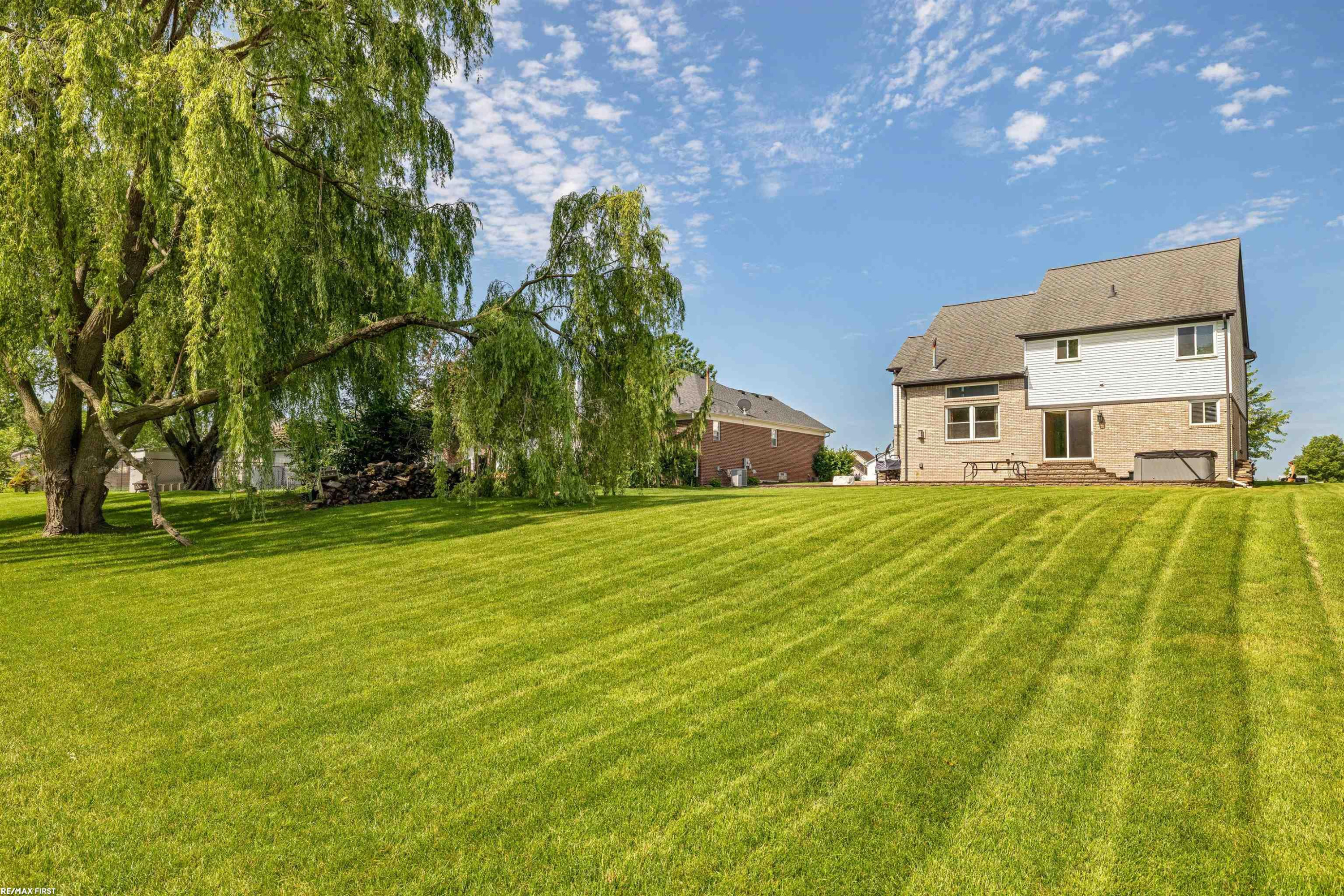 52282 Birch Court, MI 48047 — Photo 47
