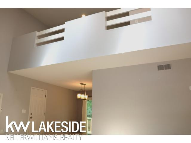5096 Mohawk Avenue, Clarkston, MI 48348 — Photo 8