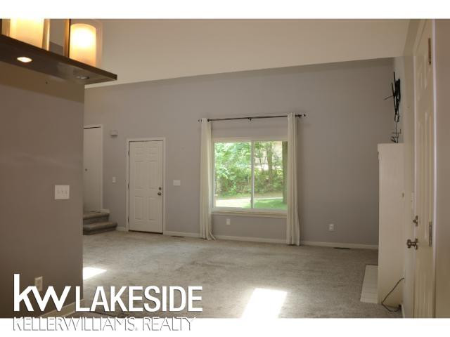 5096 Mohawk Avenue, Clarkston, MI 48348 — Photo 13