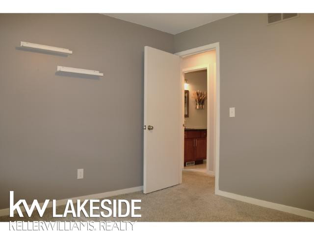 5096 Mohawk Avenue, Clarkston, MI 48348 — Photo 29