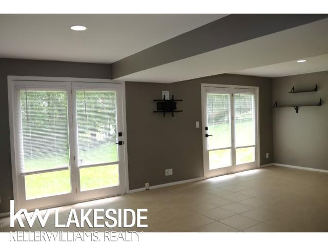 5096 Mohawk Avenue, Clarkston, MI 48348 — Photo 35