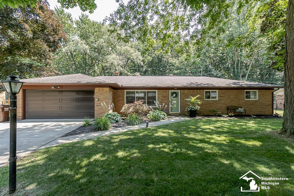 9804 Pamela Street, Temperance, MI 48182 — Photo 2