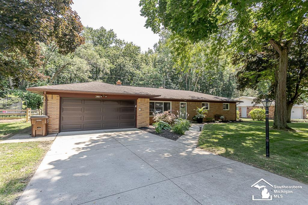 9804 Pamela Street, Temperance, MI 48182 — Photo 3