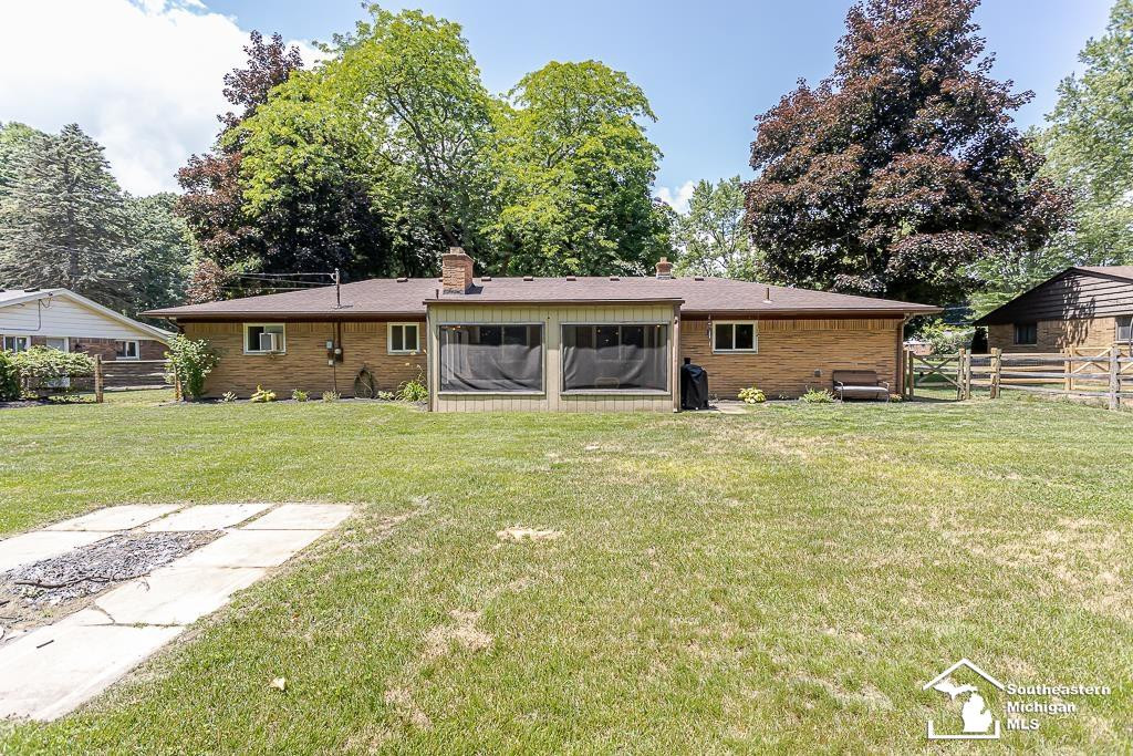 9804 Pamela Street, Temperance, MI 48182 — Photo 6
