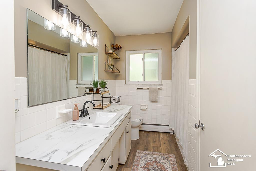 9804 Pamela Street, Temperance, MI 48182 — Photo 36