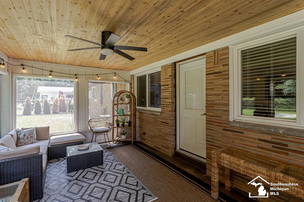 9804 Pamela Street, Temperance, MI 48182 — Photo 44