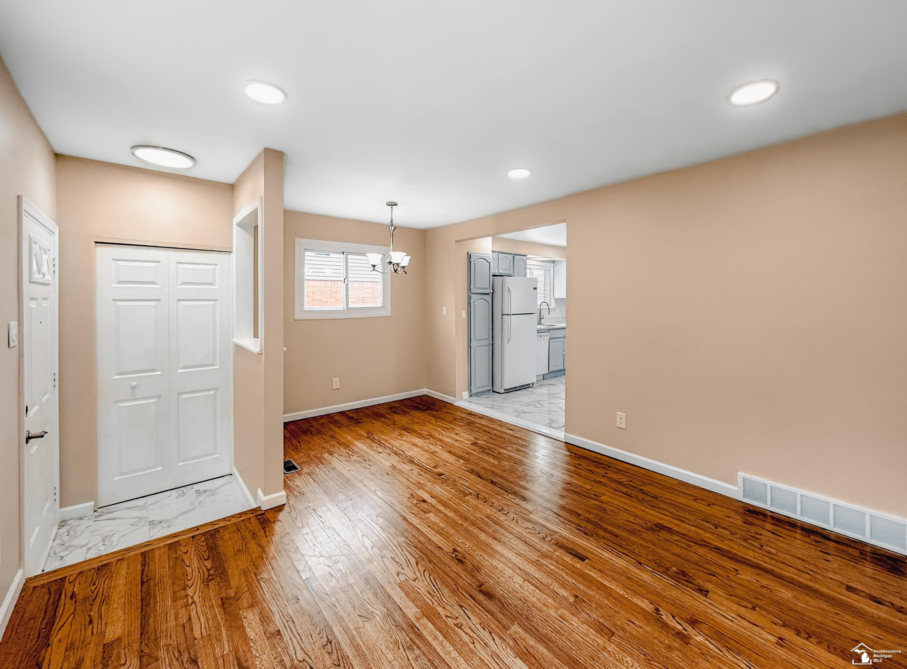 7362 Elm Street, Taylor, MI 48180 — Photo 5