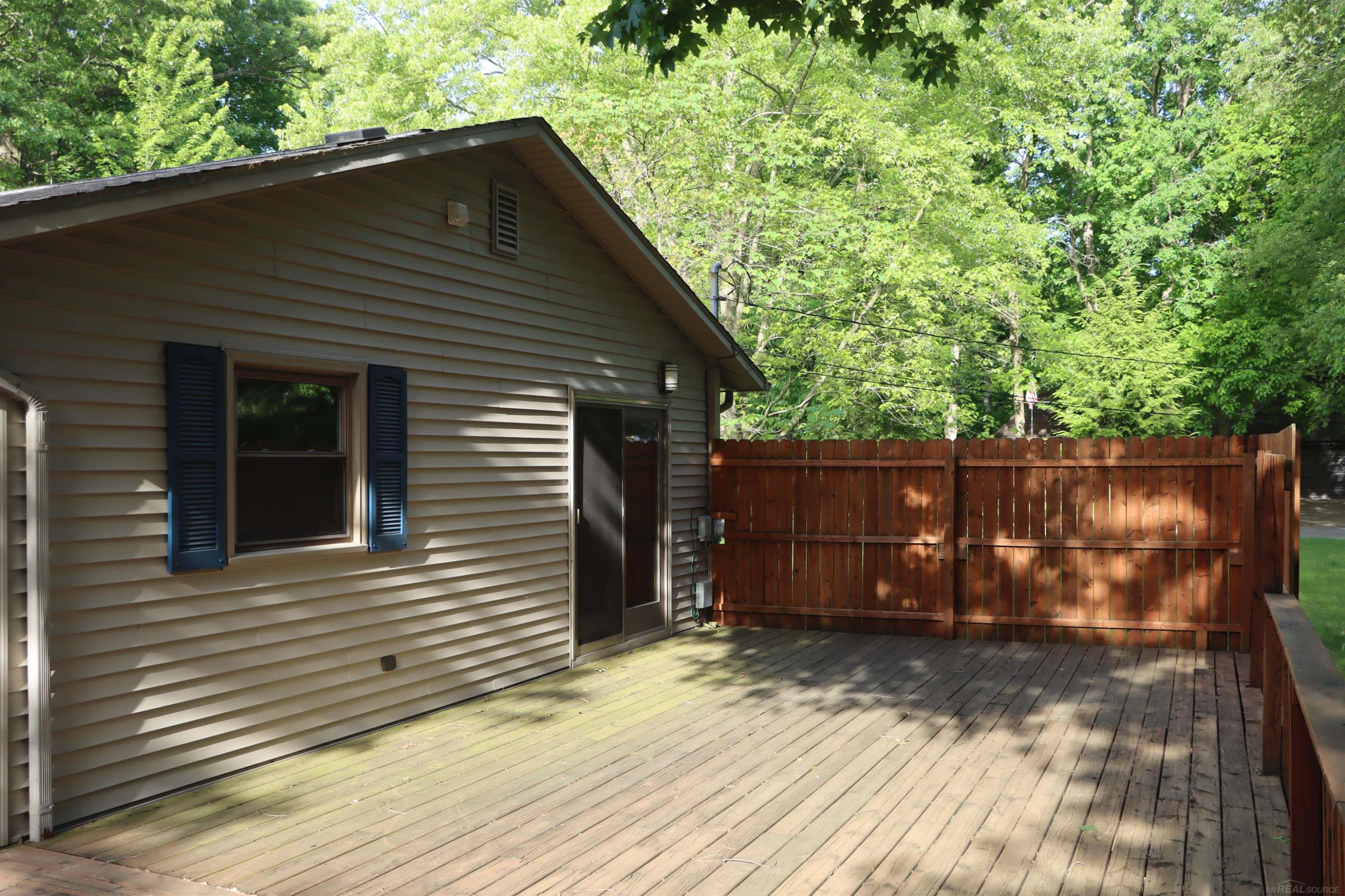 8549 Oakside Street, Portage, MI 49002 — Photo 6