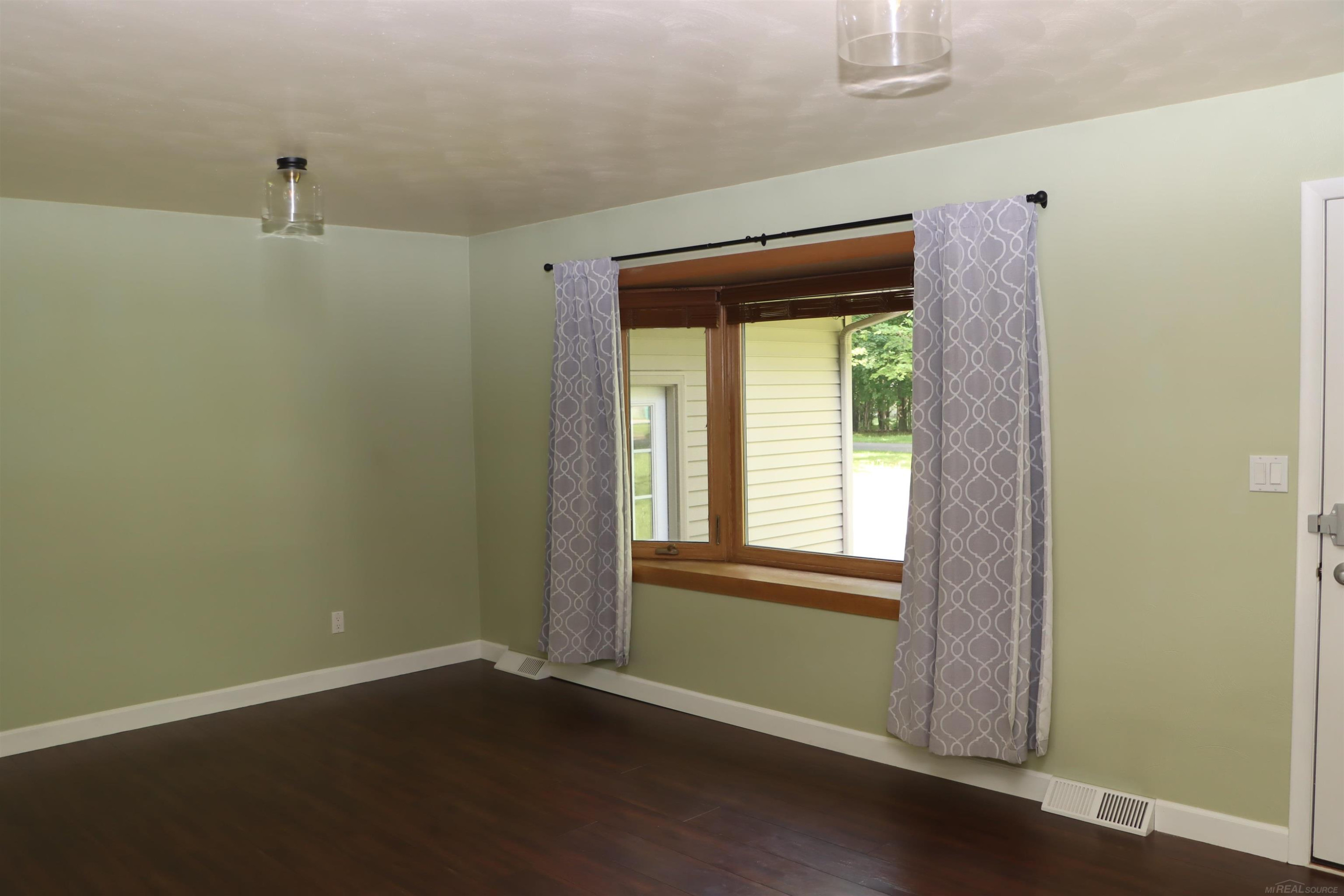 8549 Oakside Street, Portage, MI 49002 — Photo 20