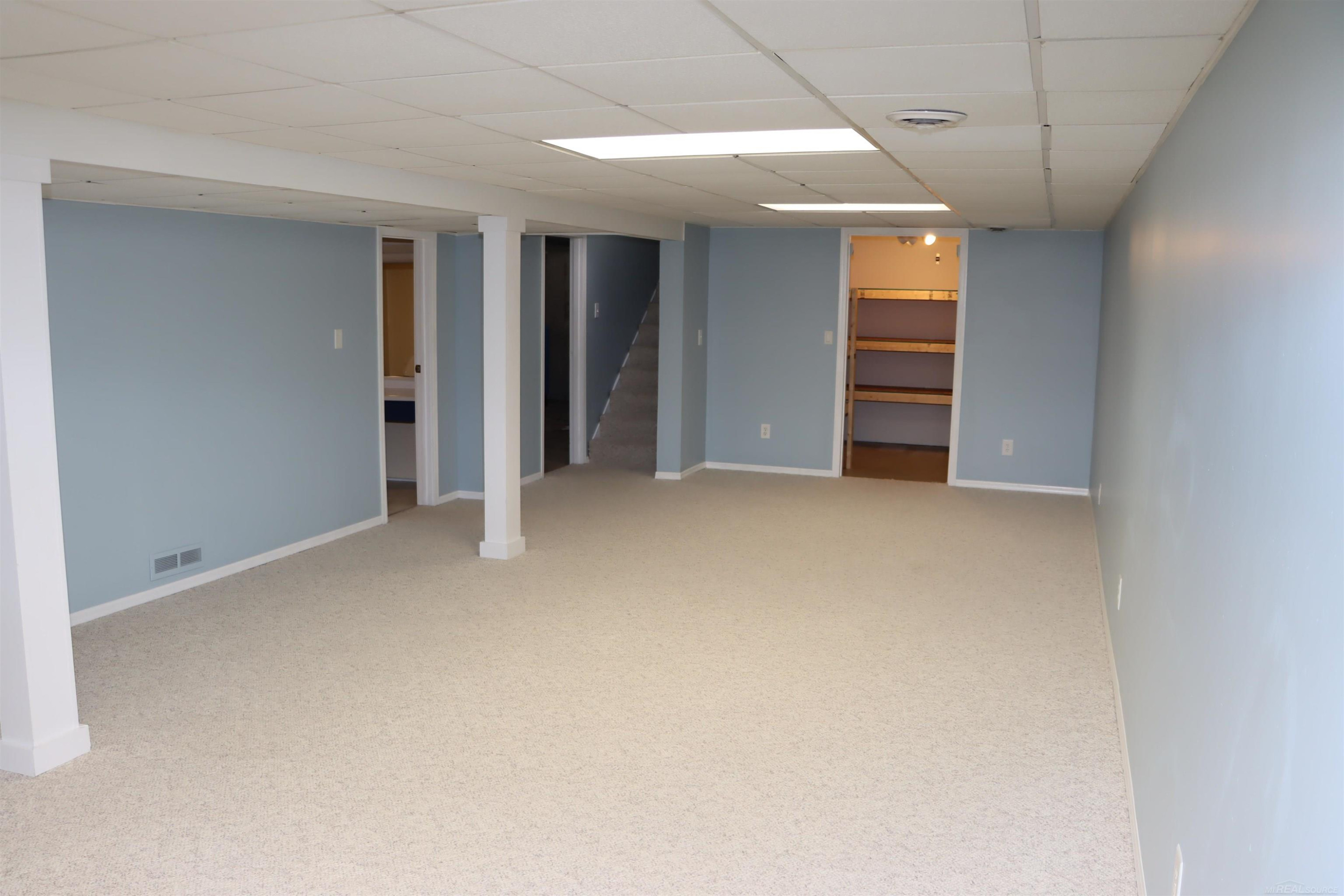 8549 Oakside Street, Portage, MI 49002 — Photo 35
