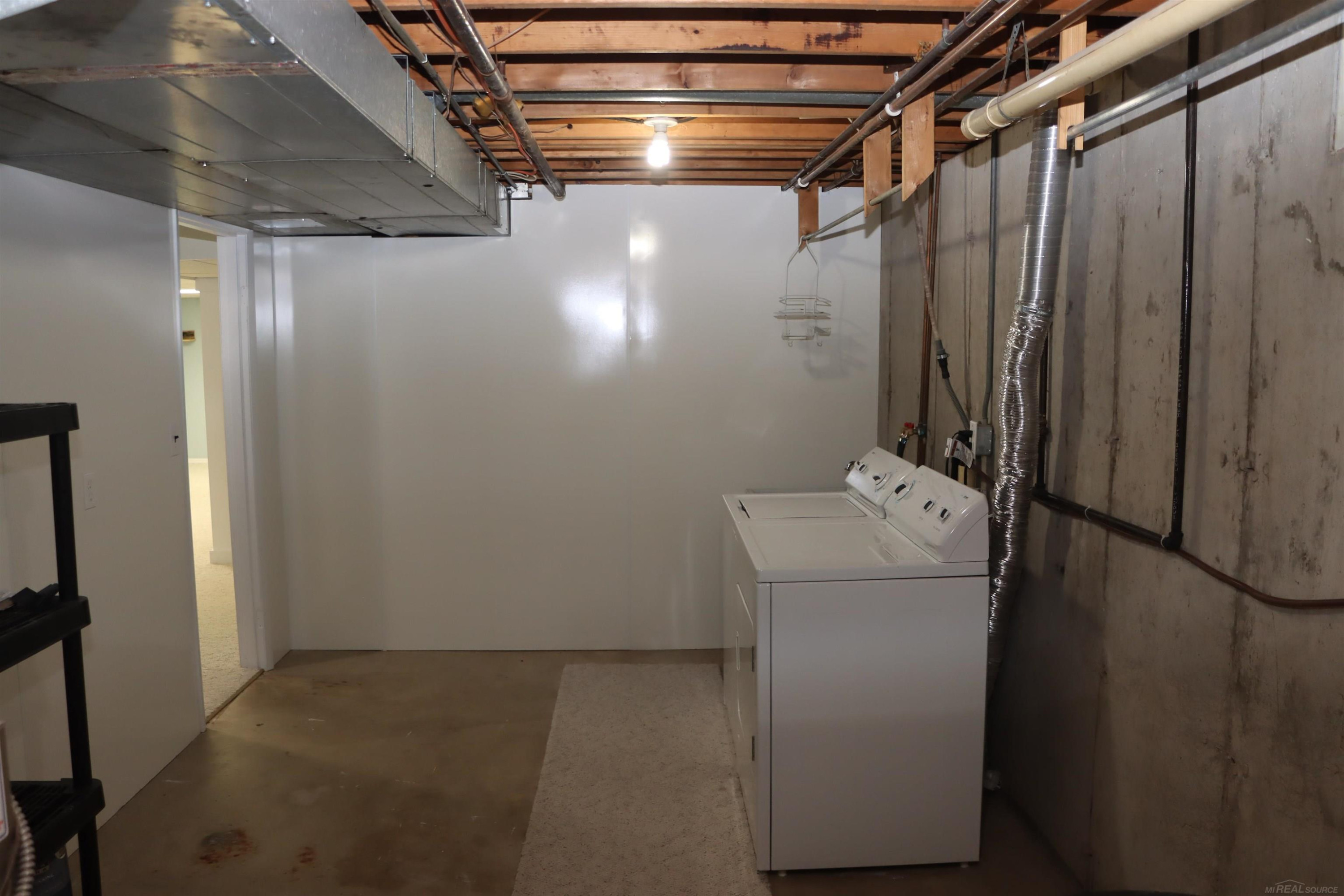 8549 Oakside Street, Portage, MI 49002 — Photo 39