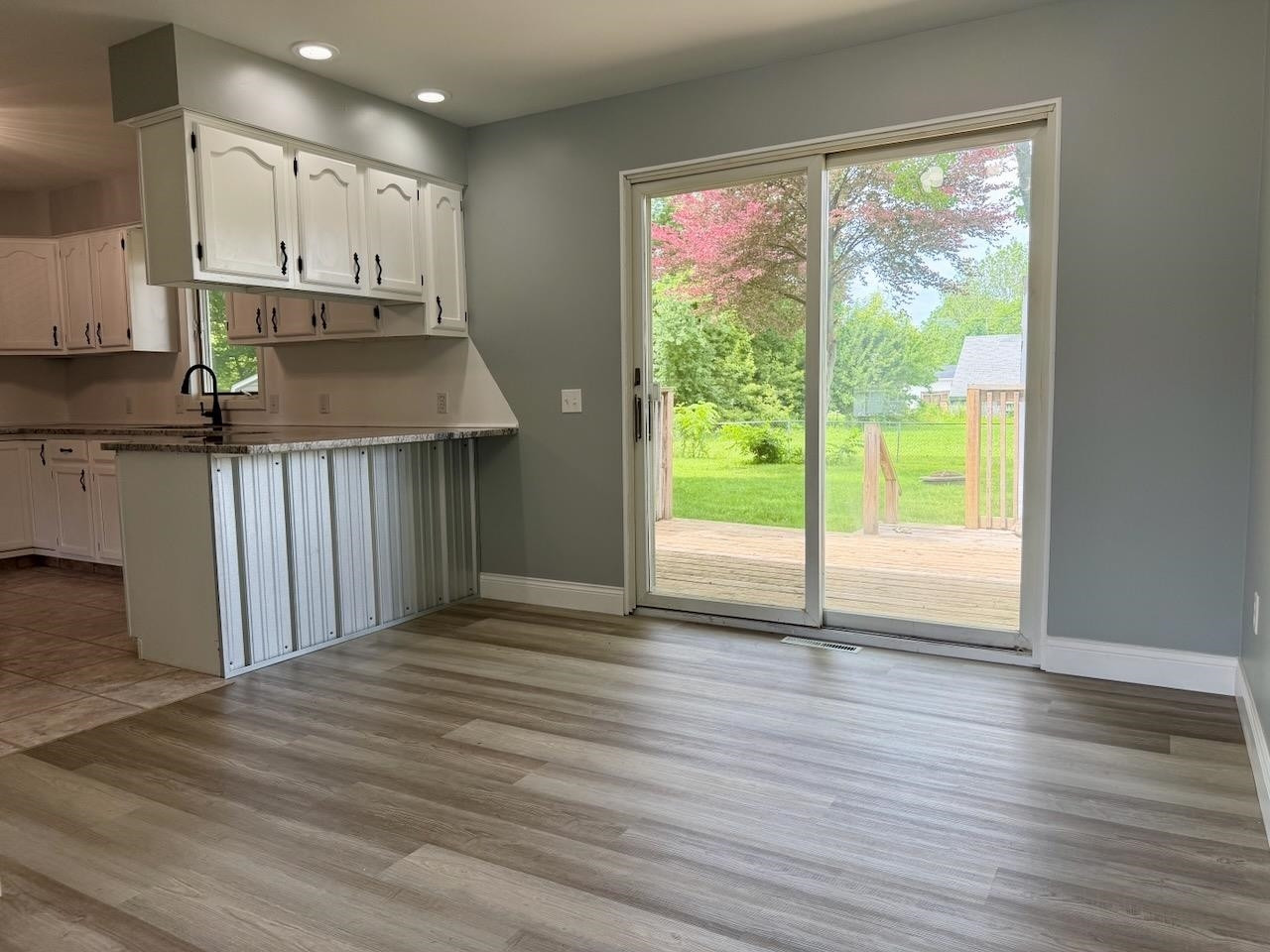 605 E Liberty Street, Chesaning, MI 48616 — Photo 16
