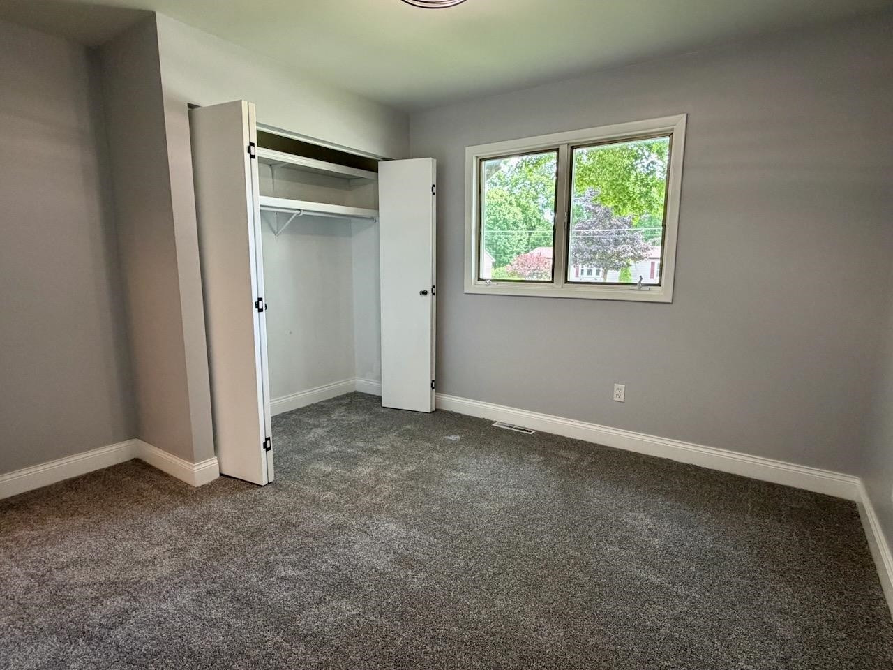 605 E Liberty Street, Chesaning, MI 48616 — Photo 33