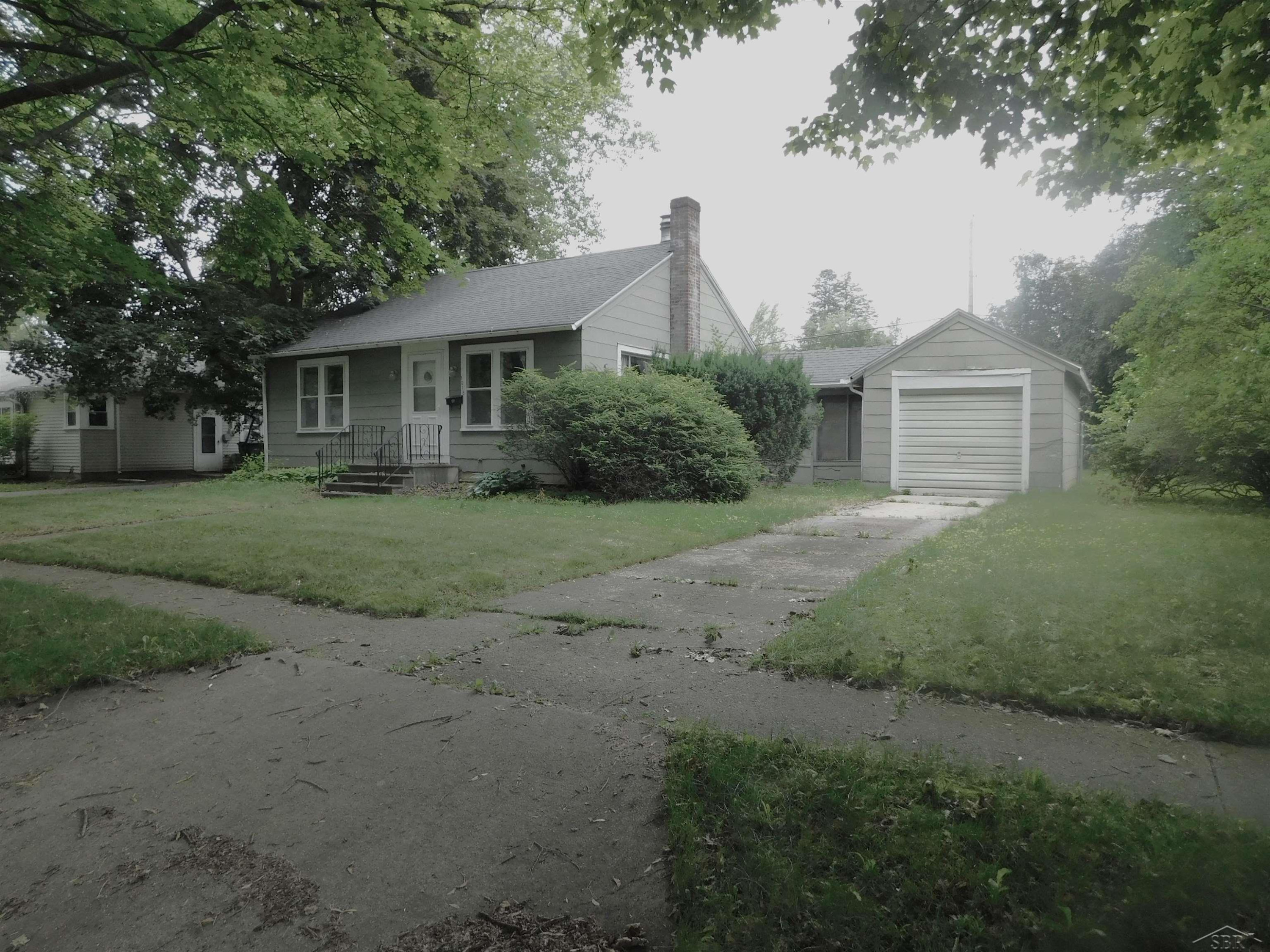 1018 Elizabeth Street, Midland, MI 48640 — Photo 2