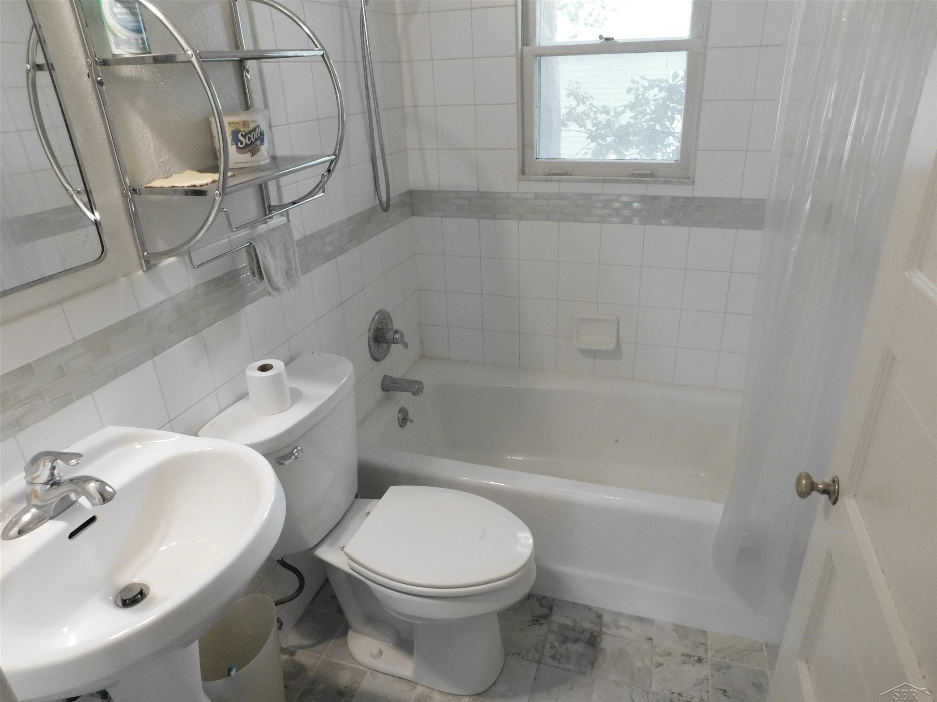1018 Elizabeth Street, Midland, MI 48640 — Photo 5