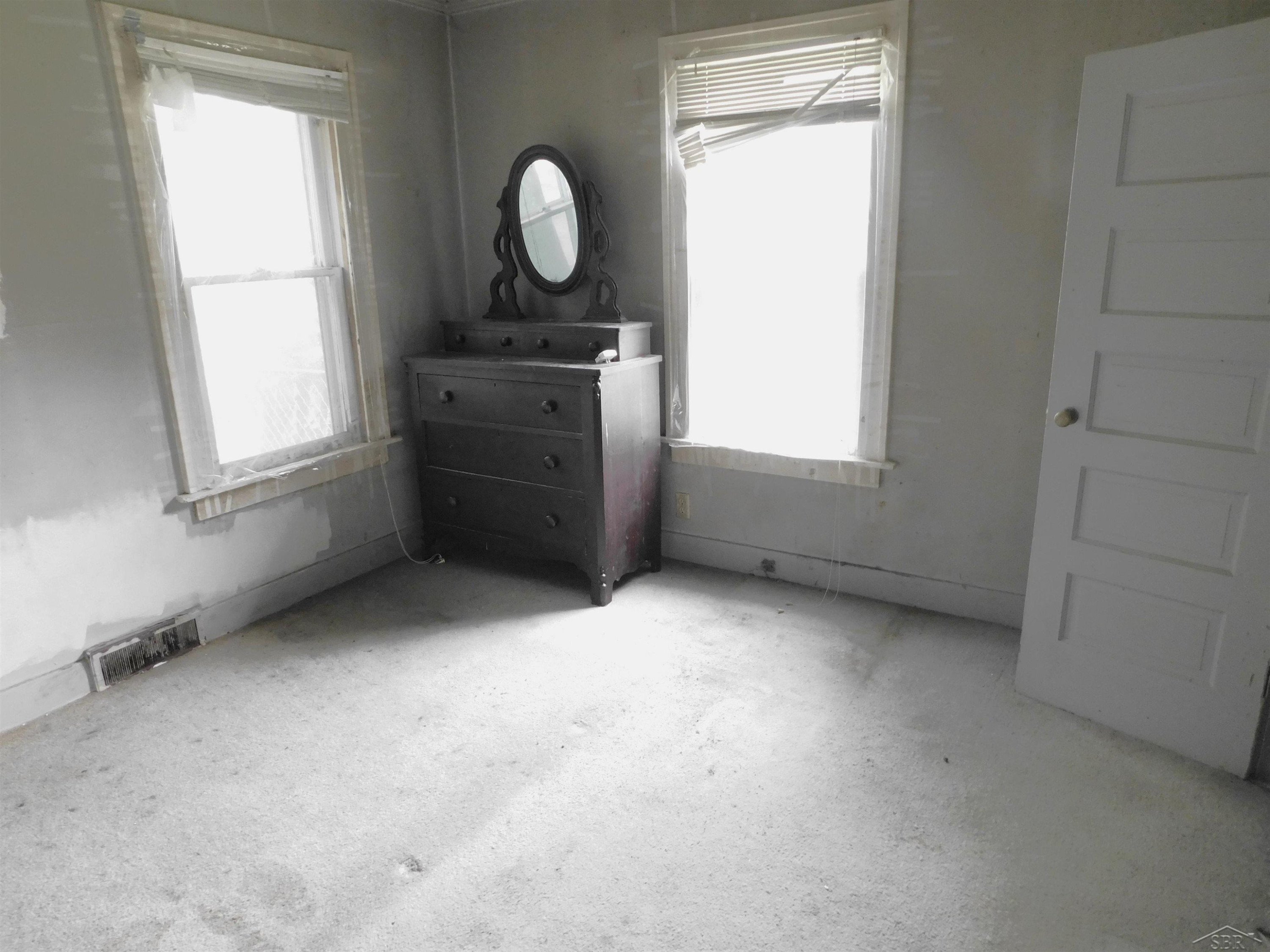 1018 Elizabeth Street, Midland, MI 48640 — Photo 6