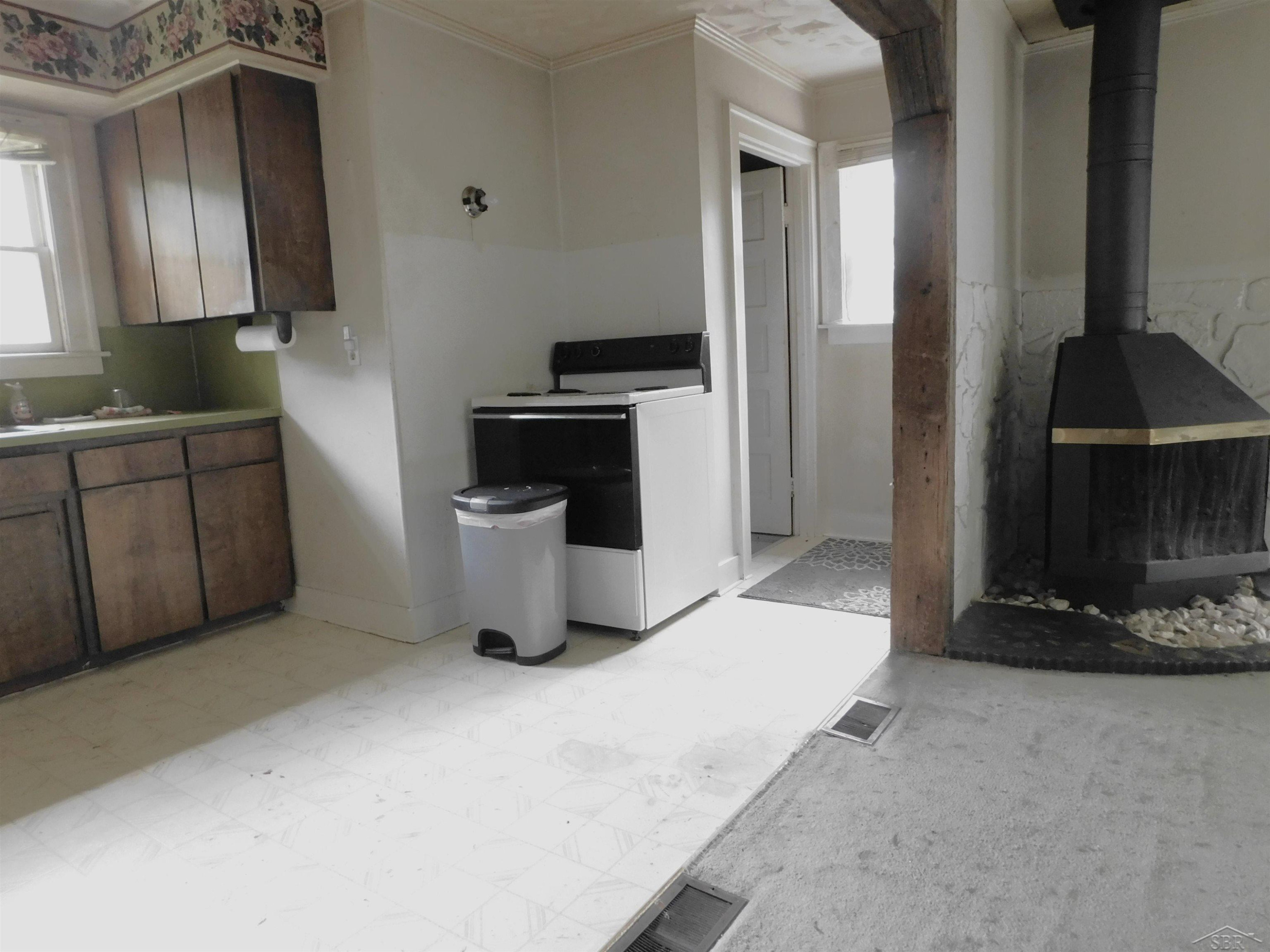 1018 Elizabeth Street, Midland, MI 48640 — Photo 10