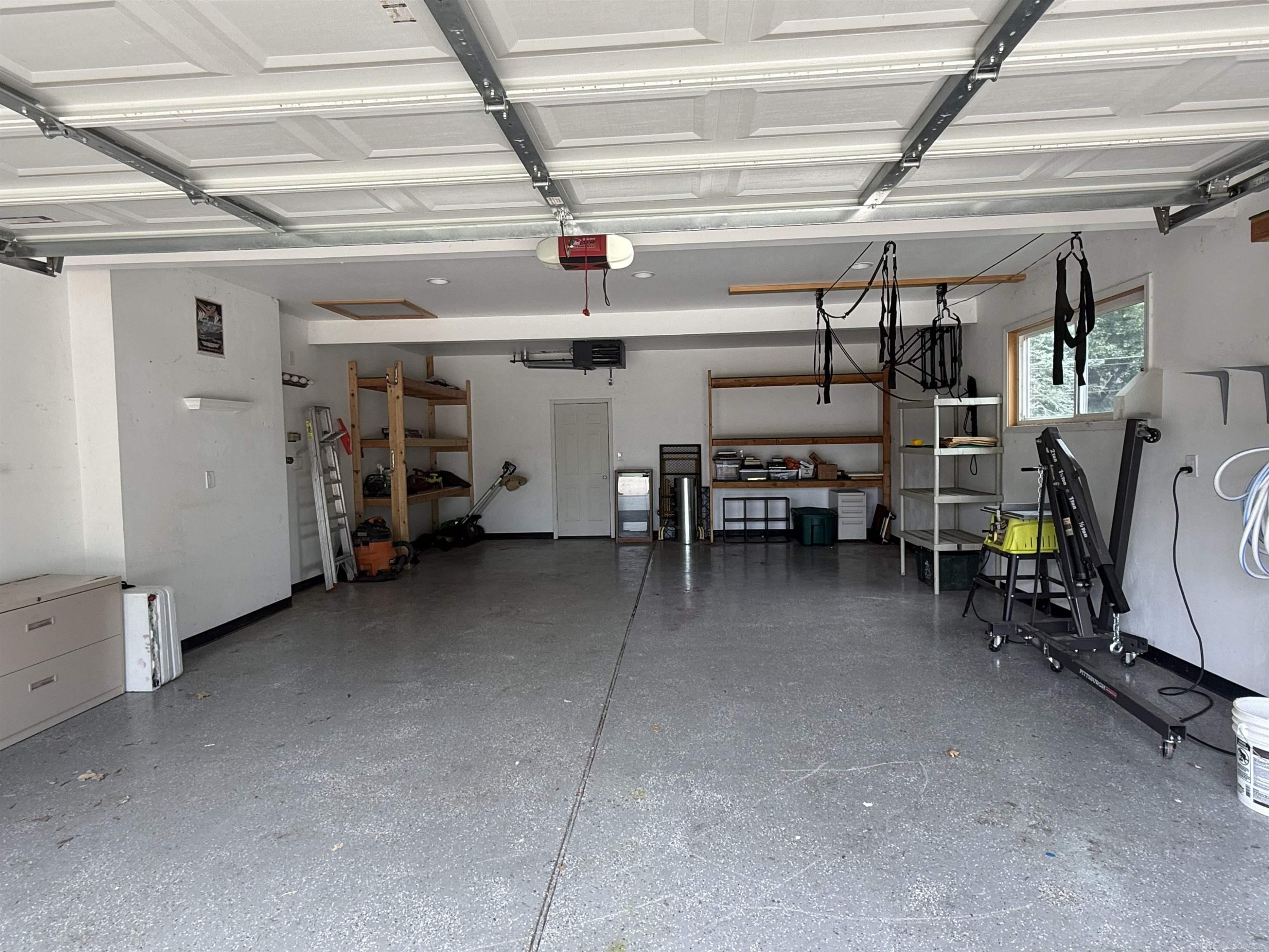 4055 Sandy Creek Drive, Utica, MI 48316 — Photo 12