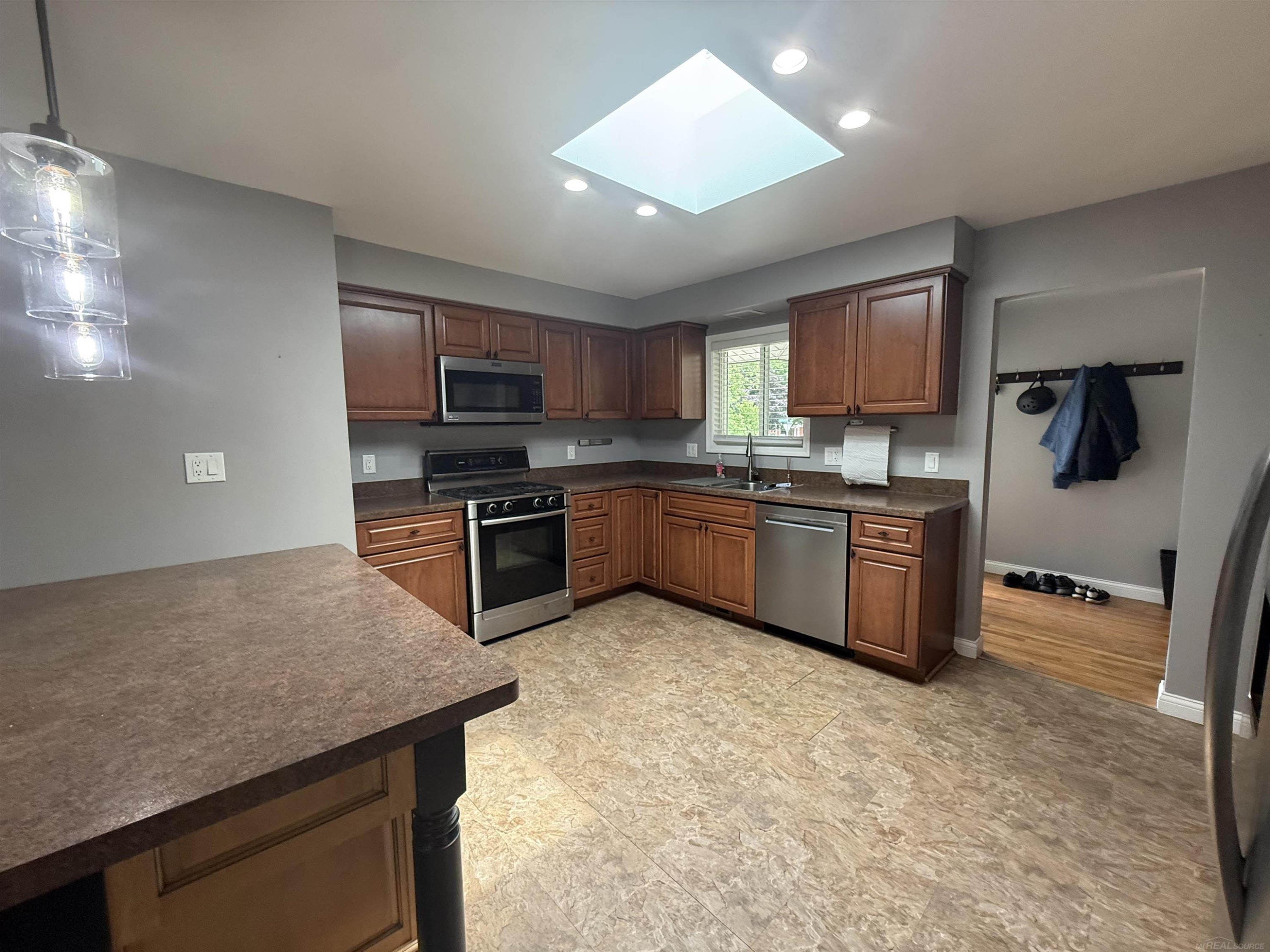 4055 Sandy Creek Drive, Utica, MI 48316 — Photo 17