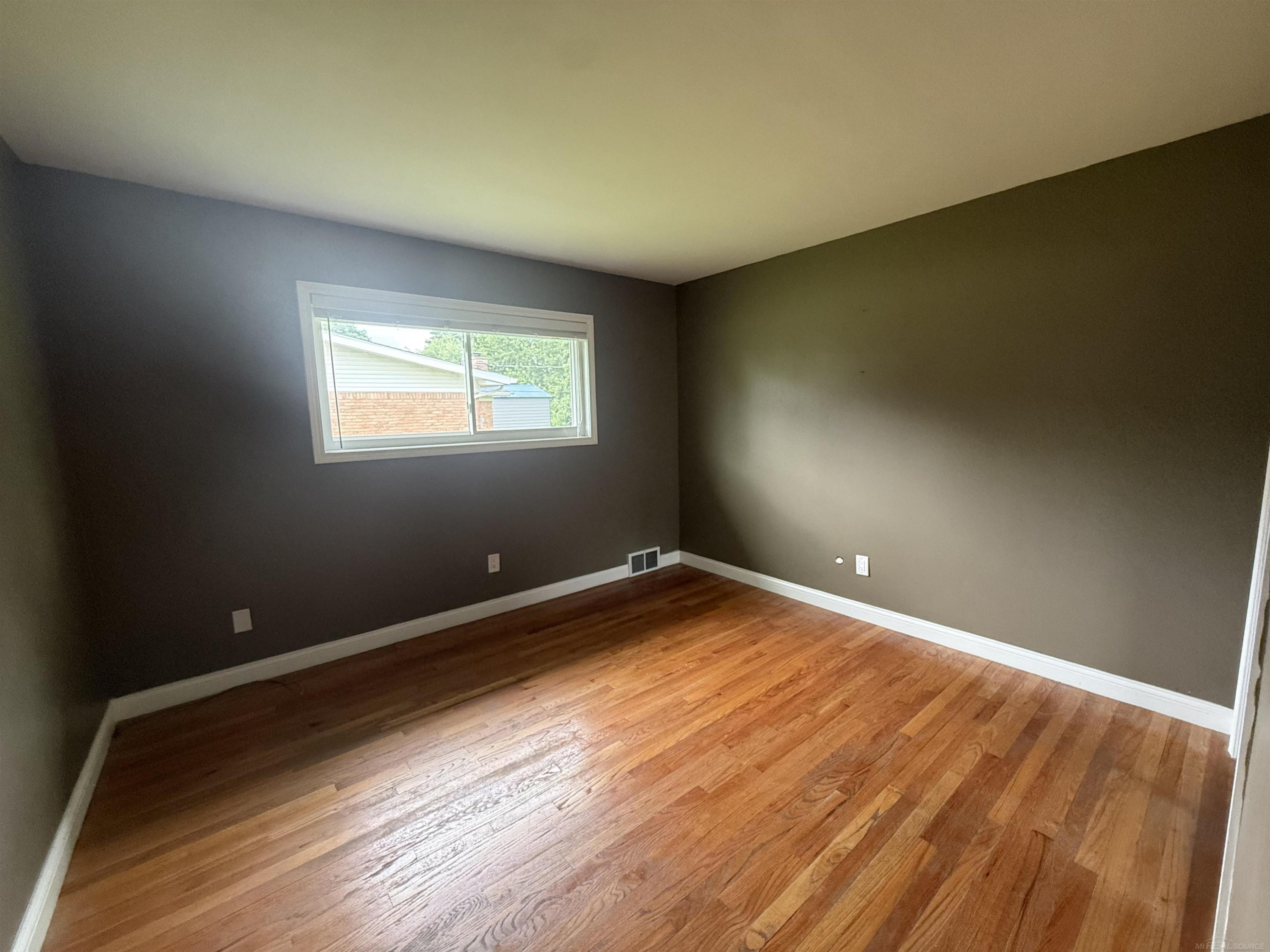 4055 Sandy Creek Drive, Utica, MI 48316 — Photo 23