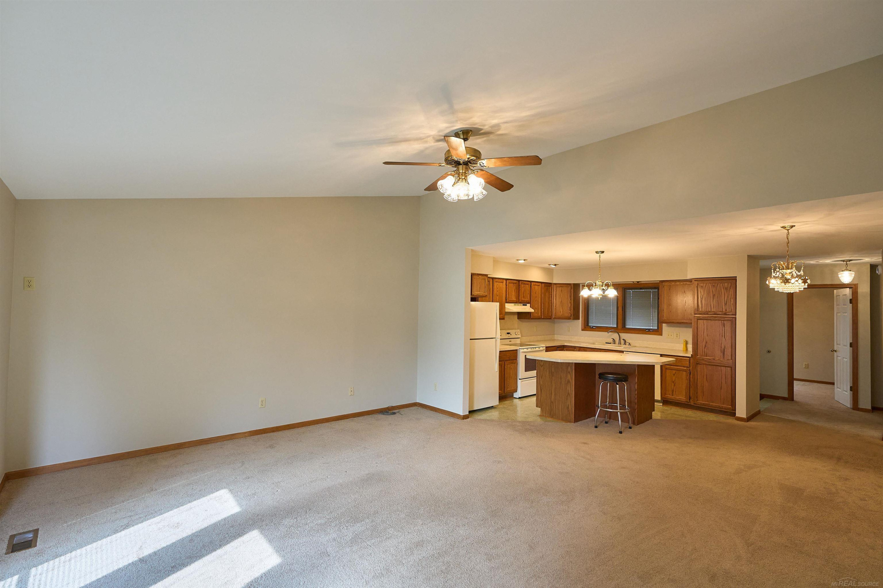 1084 Linda Drive, Davison, MI 48243 — Photo 13