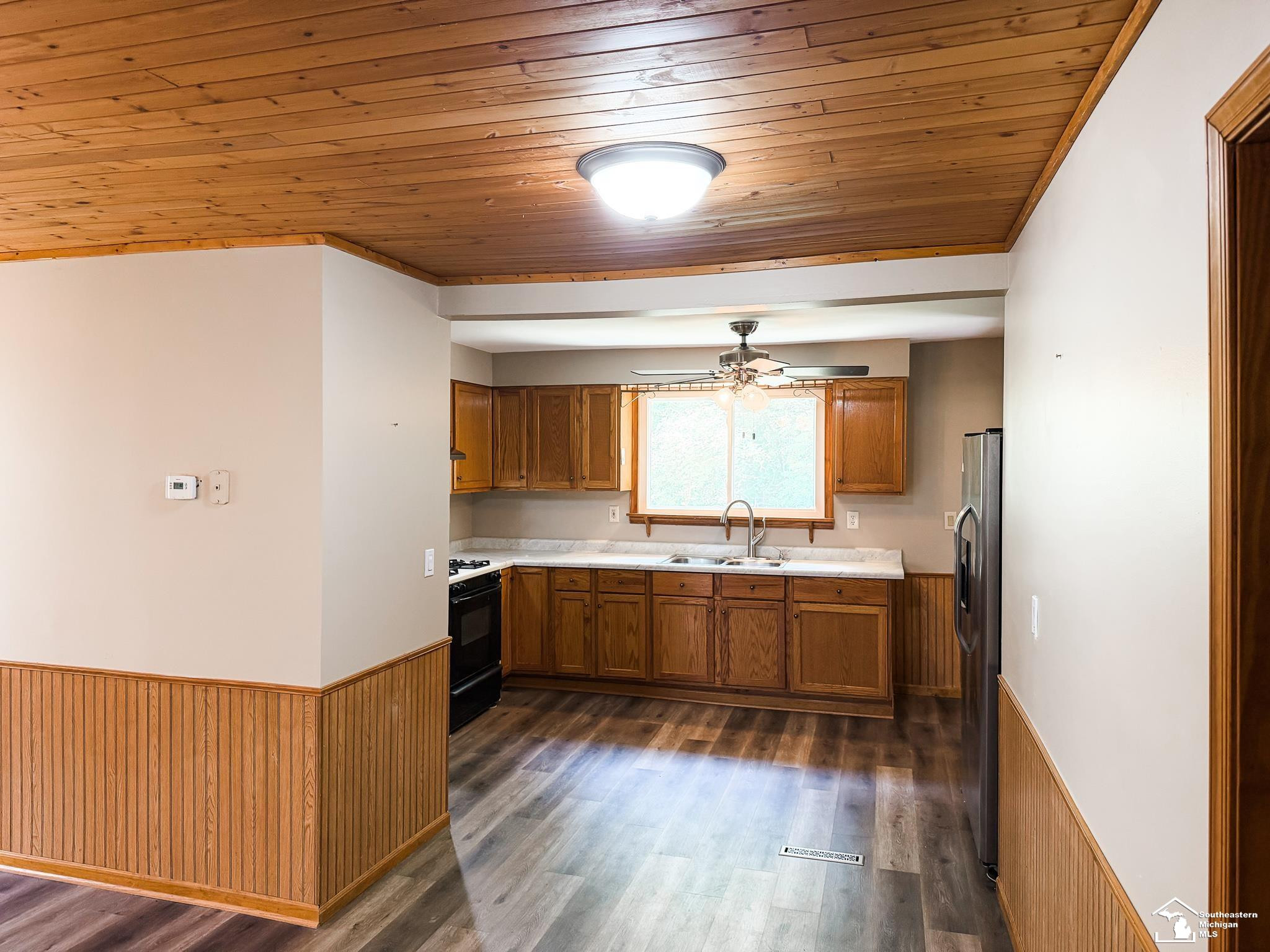 1051 Elm Street, Manitou Beach, MI 49253 — Photo 19