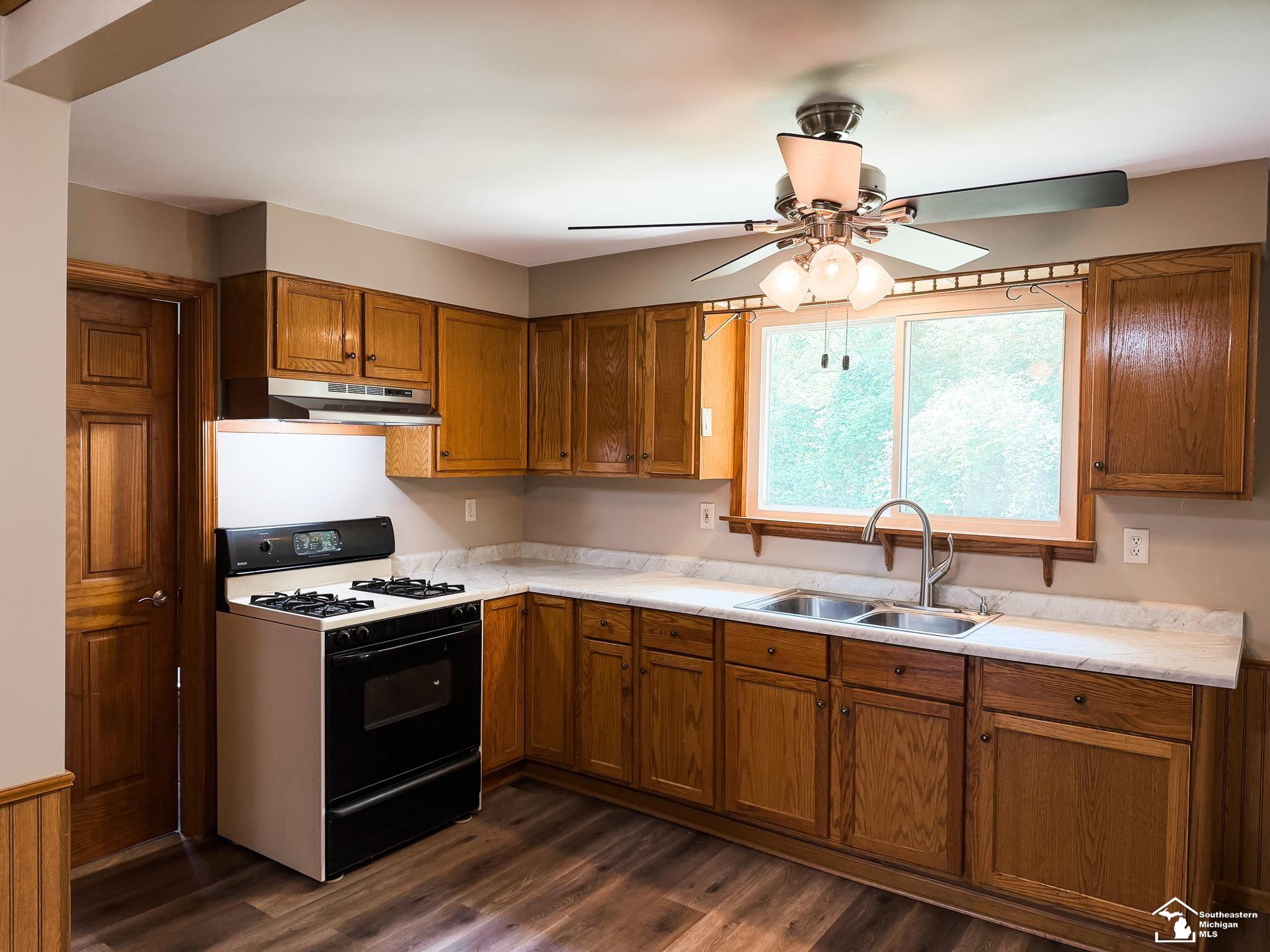 1051 Elm Street, Manitou Beach, MI 49253 — Photo 21