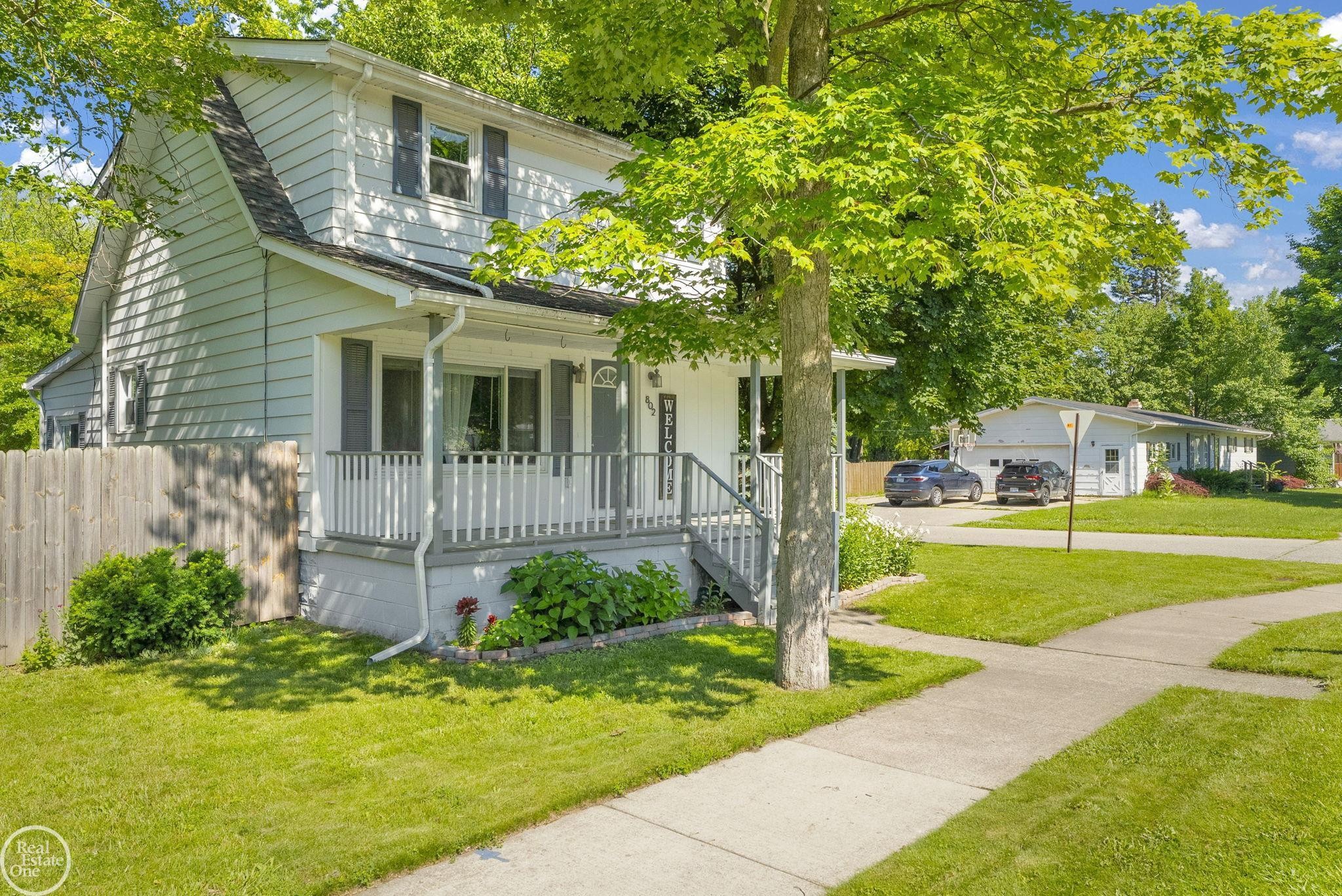 802 Saint James Street, Marysville, MI 48040 — Photo 4