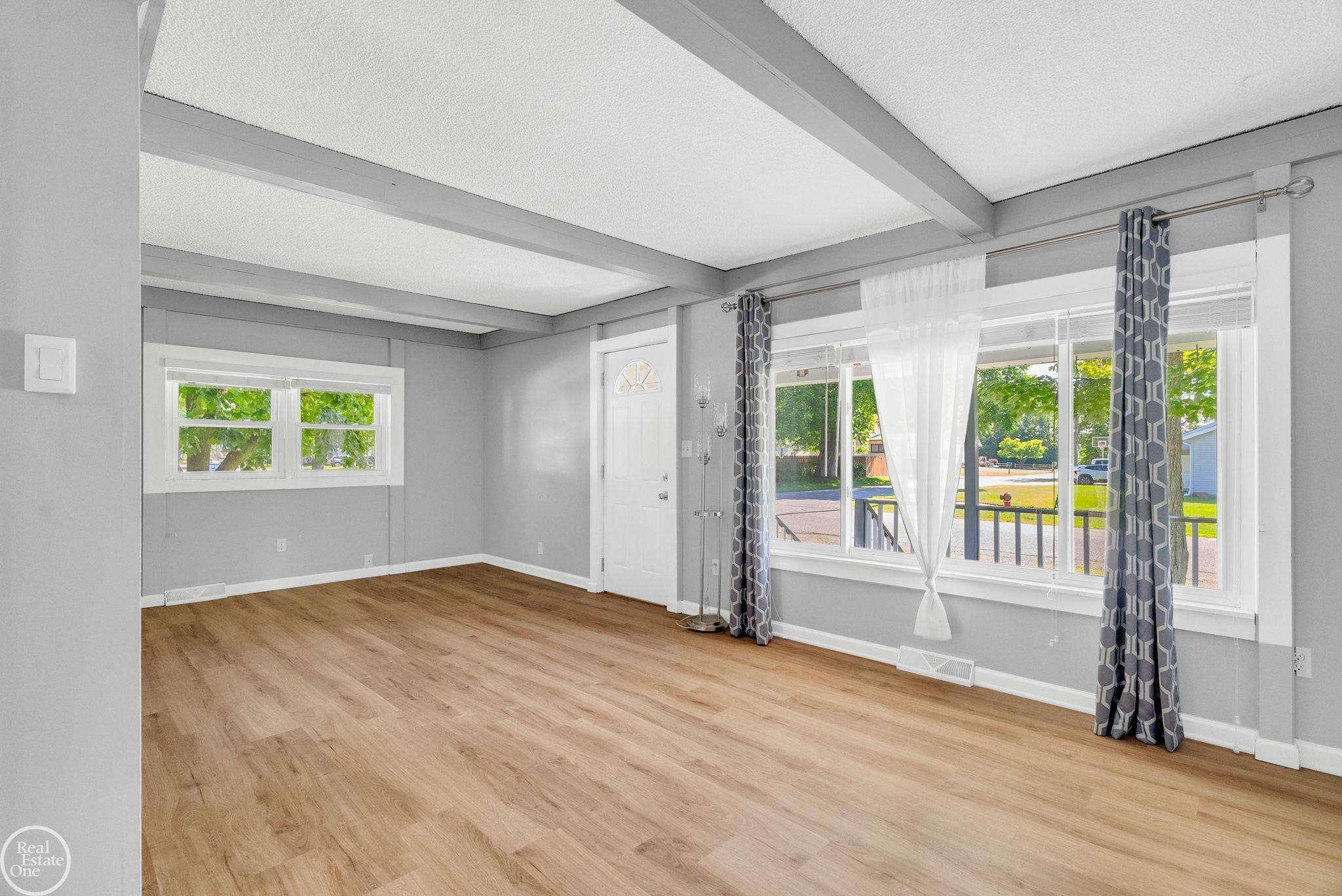 802 Saint James Street, Marysville, MI 48040 — Photo 16