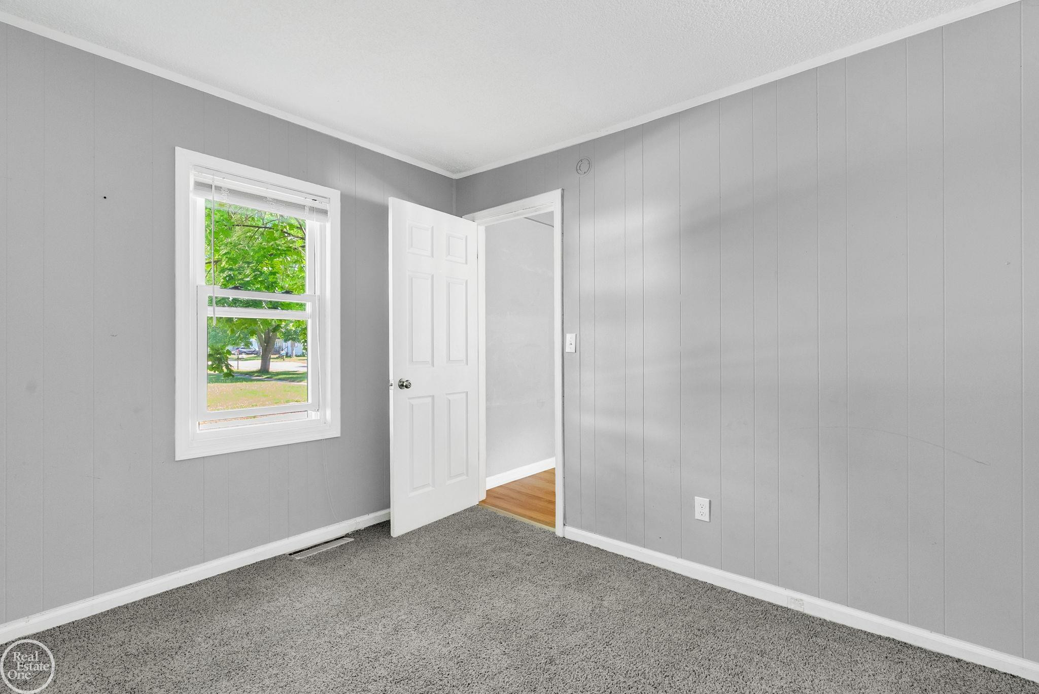 802 Saint James Street, Marysville, MI 48040 — Photo 27