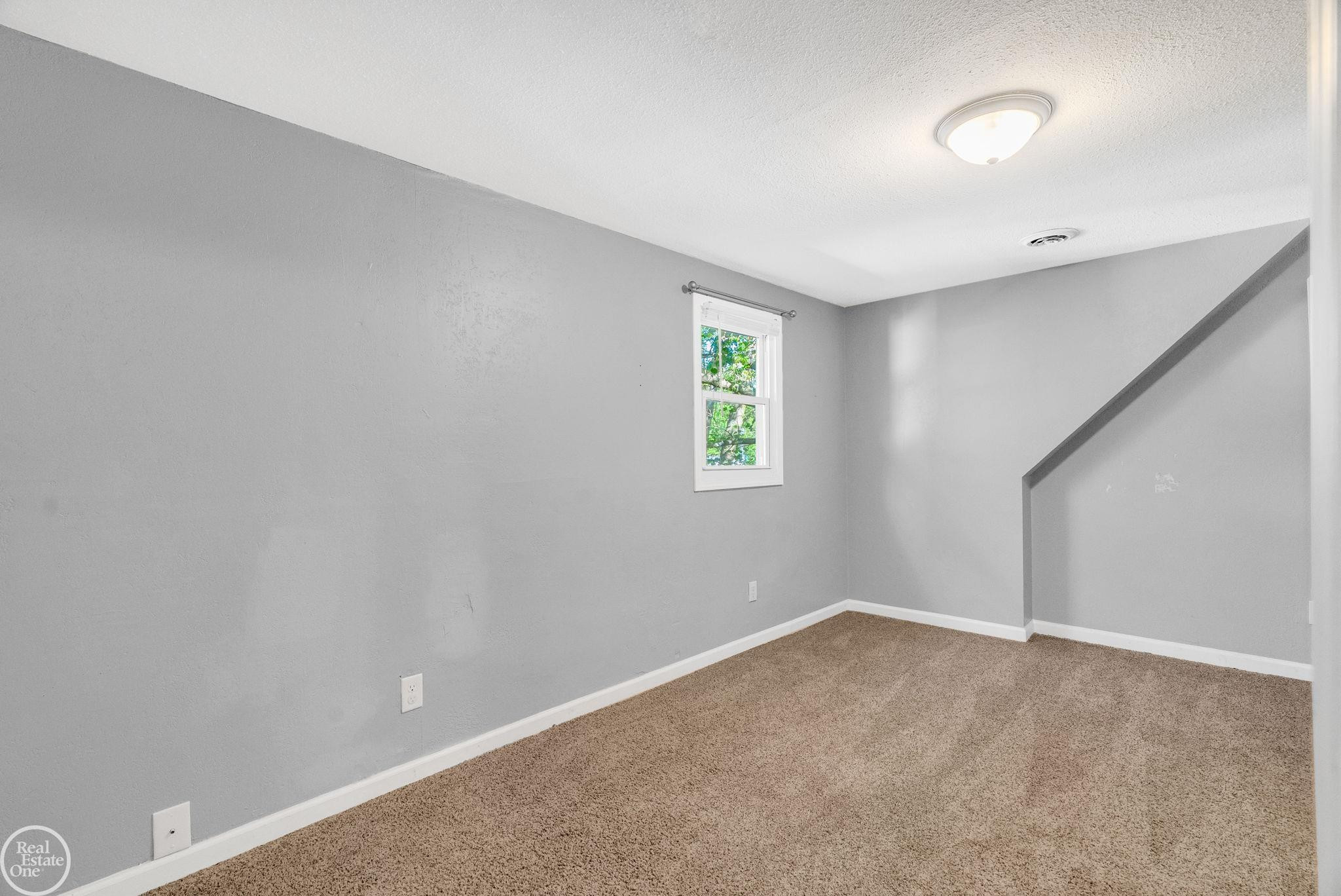 802 Saint James Street, Marysville, MI 48040 — Photo 35