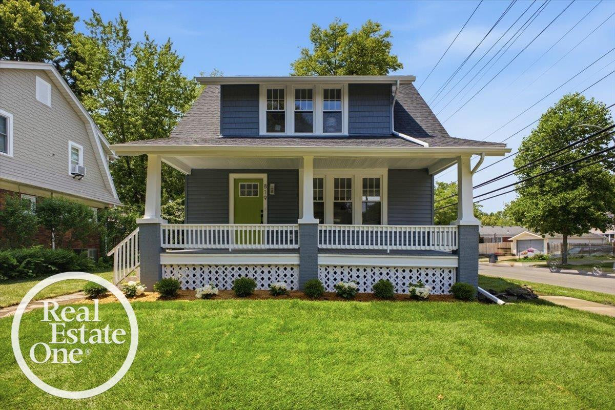 819 Notre Dame Street, Grosse Pointe, MI 48230 — front exterior
