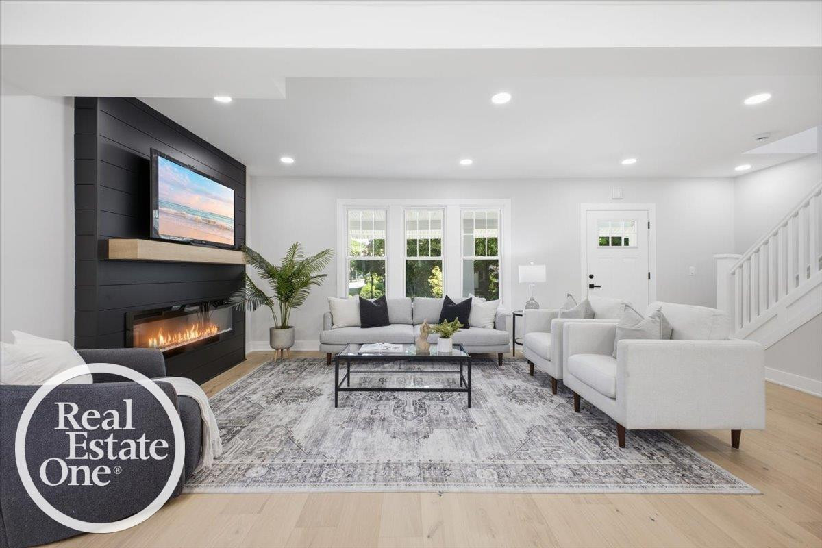 819 Notre Dame Street, Grosse Pointe, MI 48230 — Photo 5