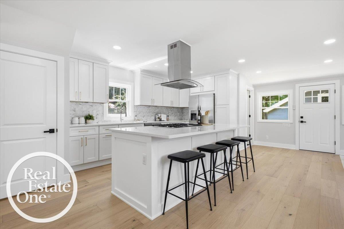 819 Notre Dame Street, Grosse Pointe, MI 48230 — Photo 8