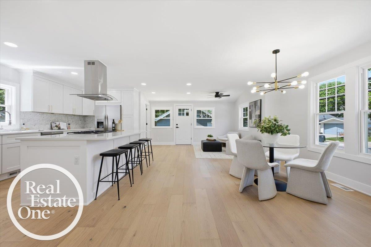819 Notre Dame Street, Grosse Pointe, MI 48230 — Photo 13