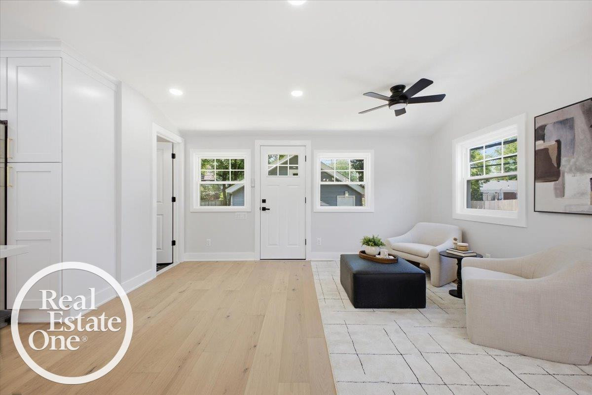 819 Notre Dame Street, Grosse Pointe, MI 48230 — Photo 16
