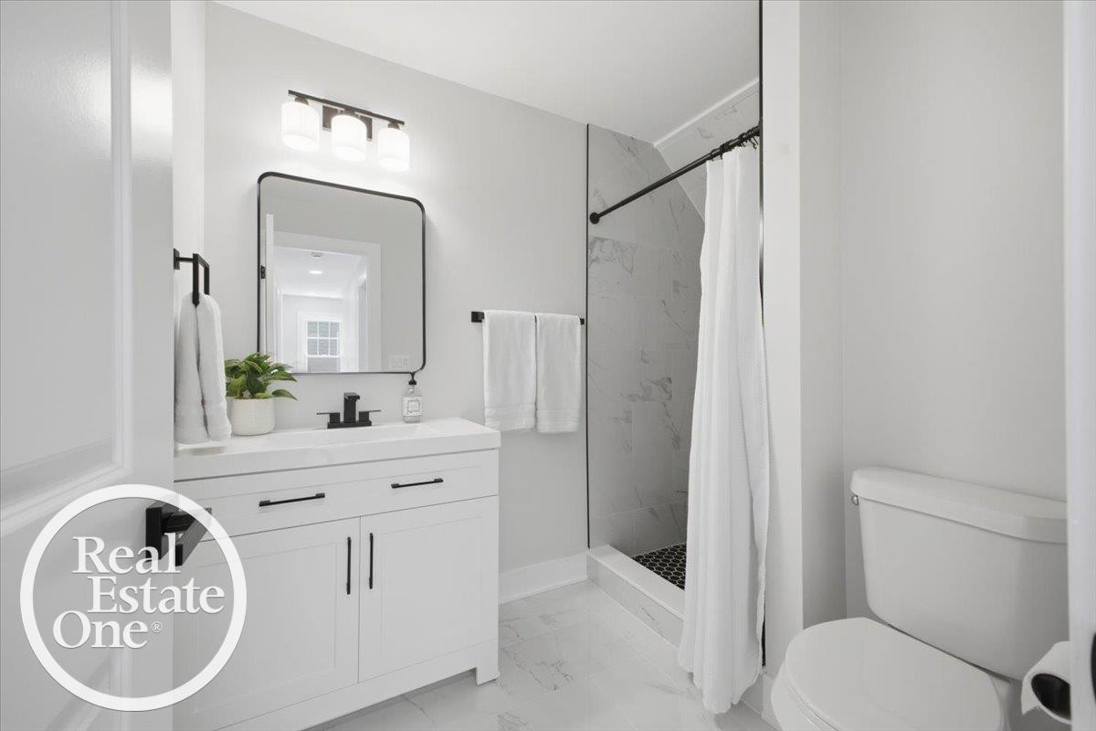 819 Notre Dame Street, Grosse Pointe, MI 48230 — Photo 24