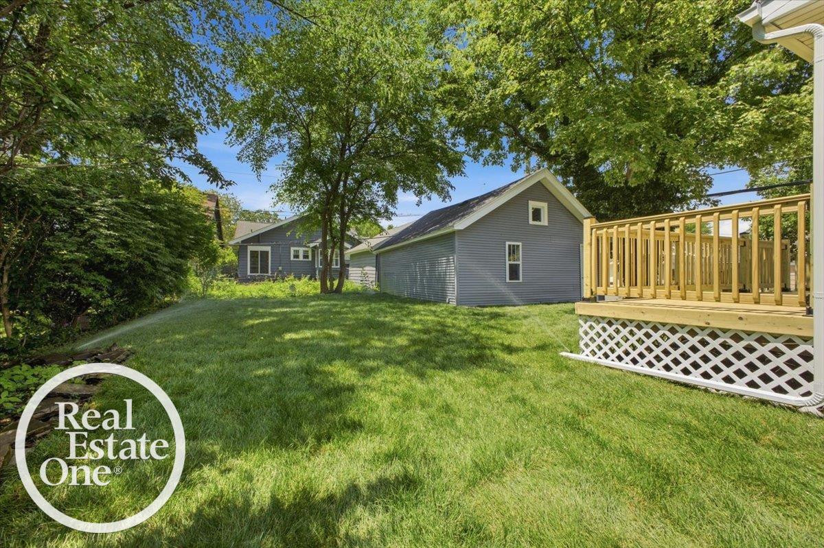 819 Notre Dame Street, Grosse Pointe, MI 48230 — Photo 30