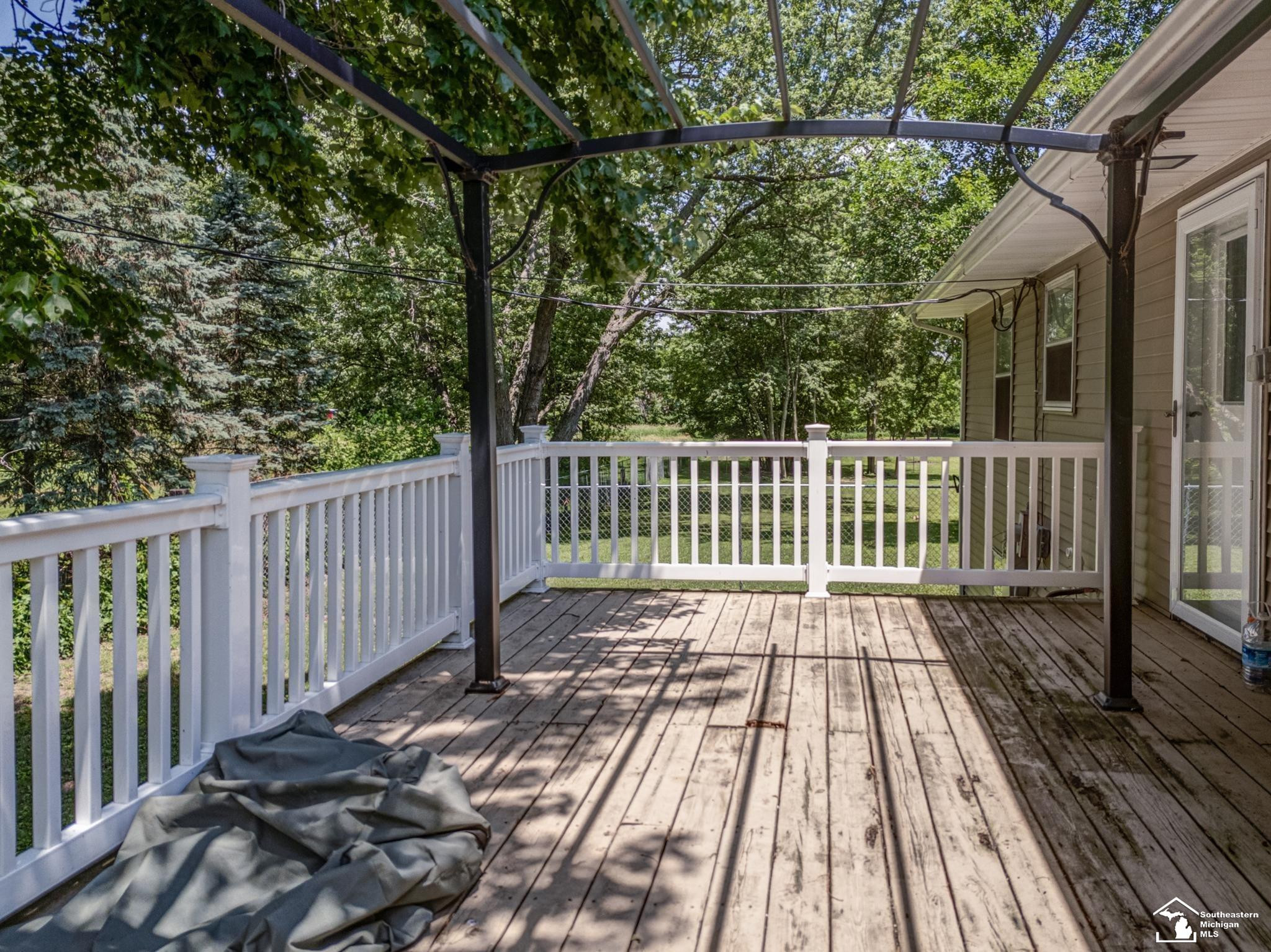 8870 Dixon Road, Monroe, MI 48161 — Photo 8