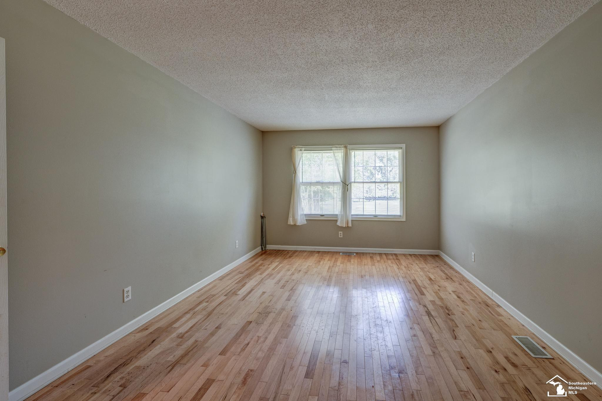 8870 Dixon Road, Monroe, MI 48161 — Photo 25