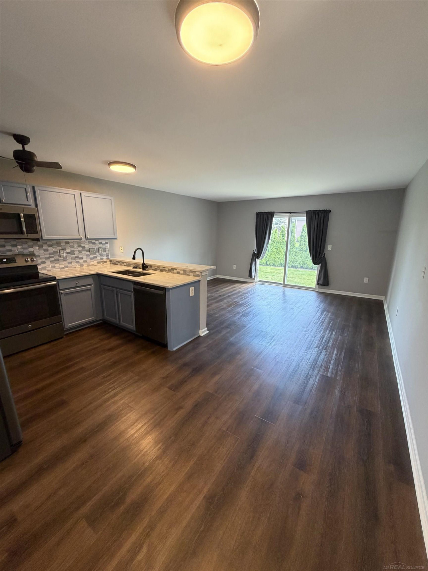 50710 Woodbury Drive, New Baltimore, MI 48047 — Photo 6
