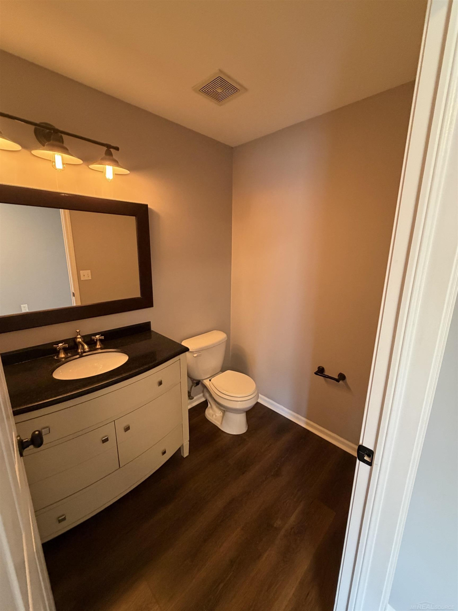 50710 Woodbury Drive, New Baltimore, MI 48047 — Photo 10