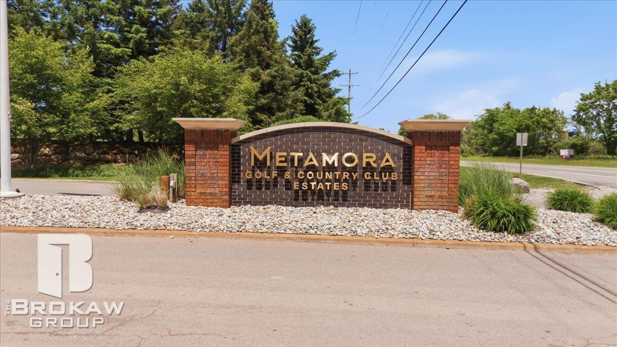 5363 Pebble Beach DR Drive, Metamora, MI 48455 — Photo 5