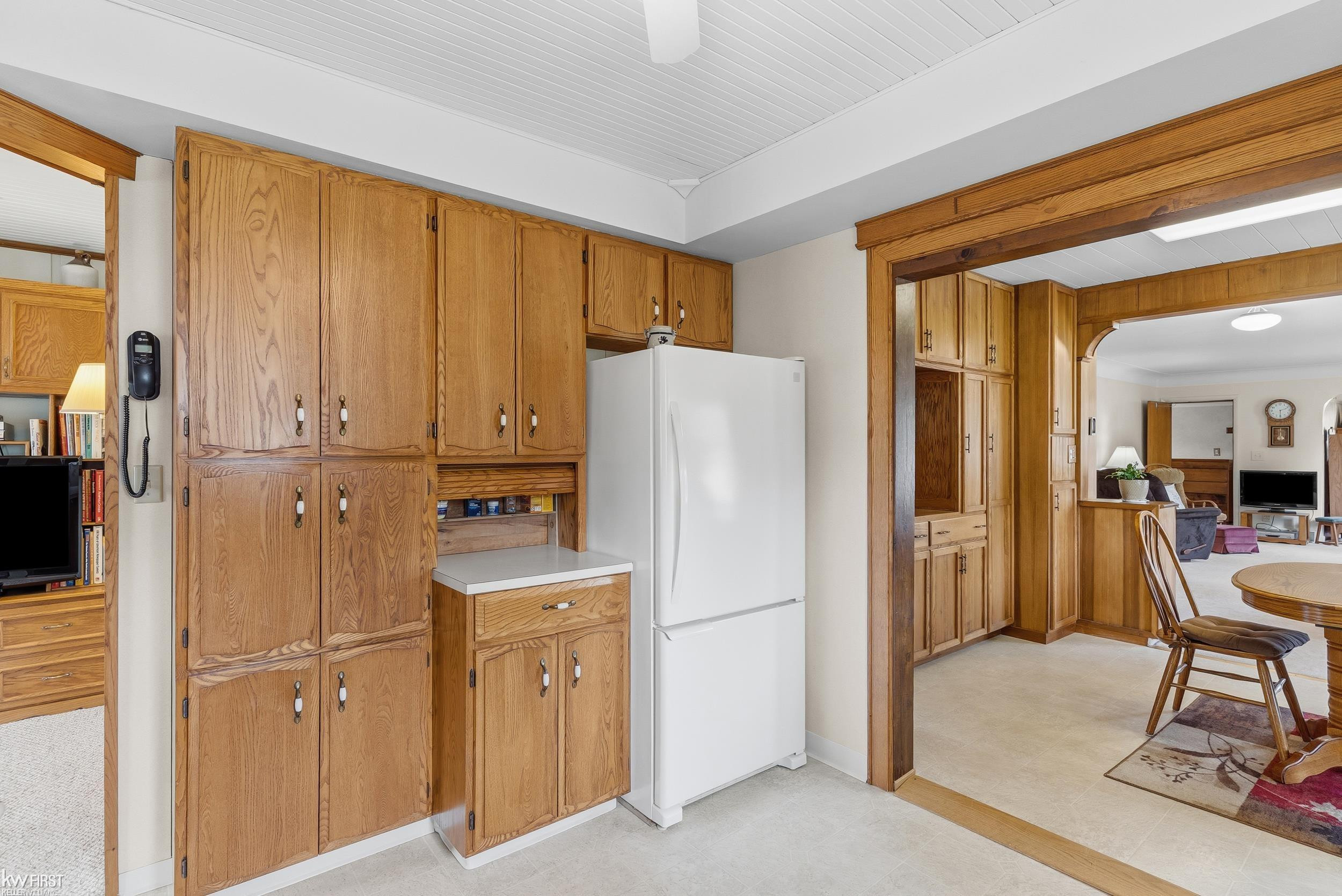 1018 Mildred Street, Flushing, MI 48433 — Photo 8