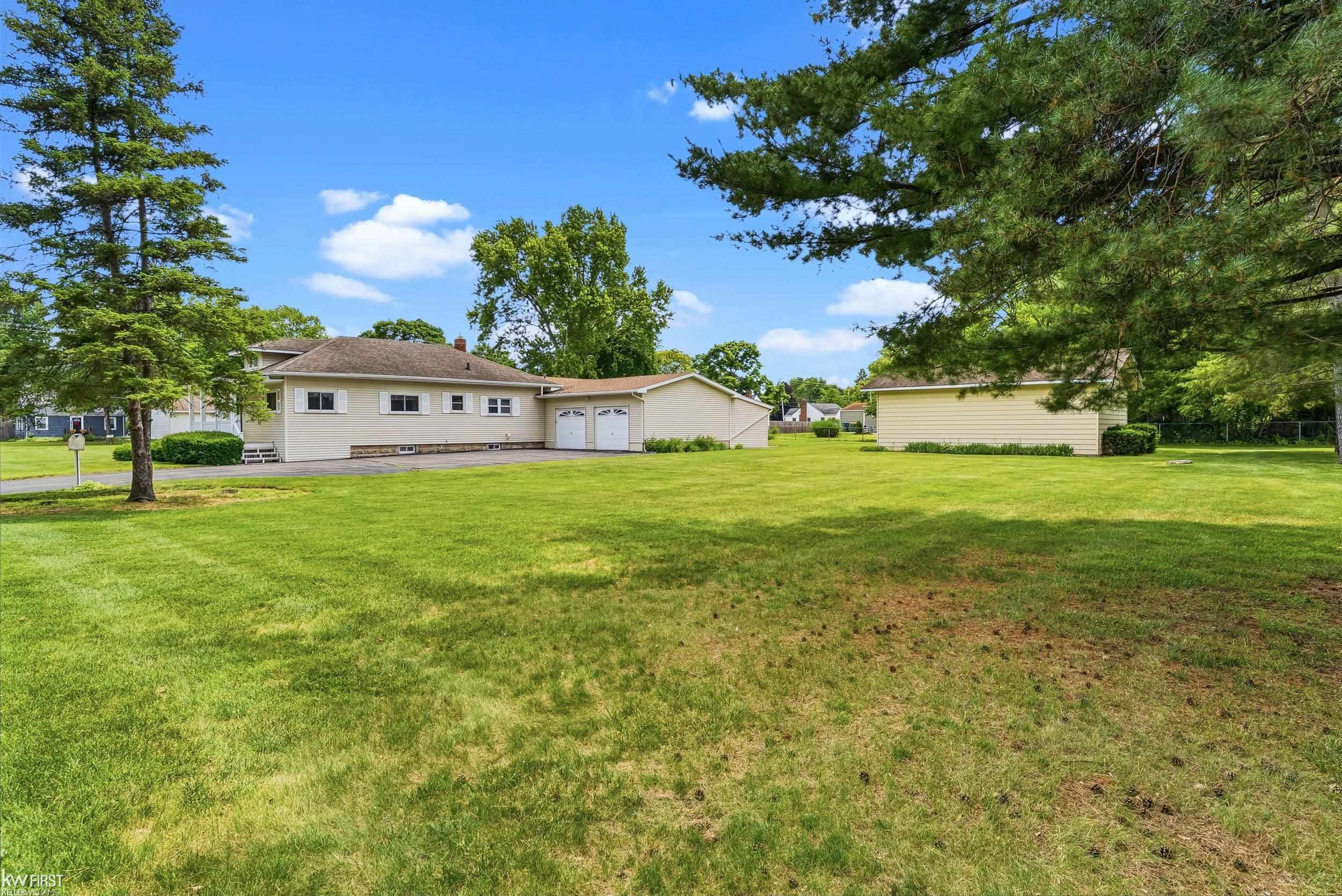 1018 Mildred Street, Flushing, MI 48433 — Photo 36
