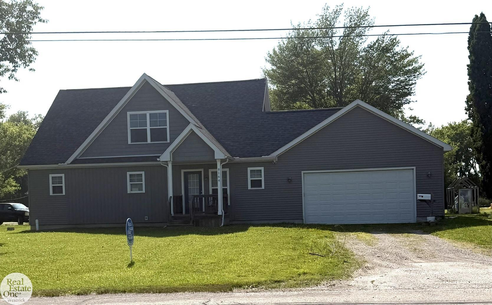 8164 River Road, MI